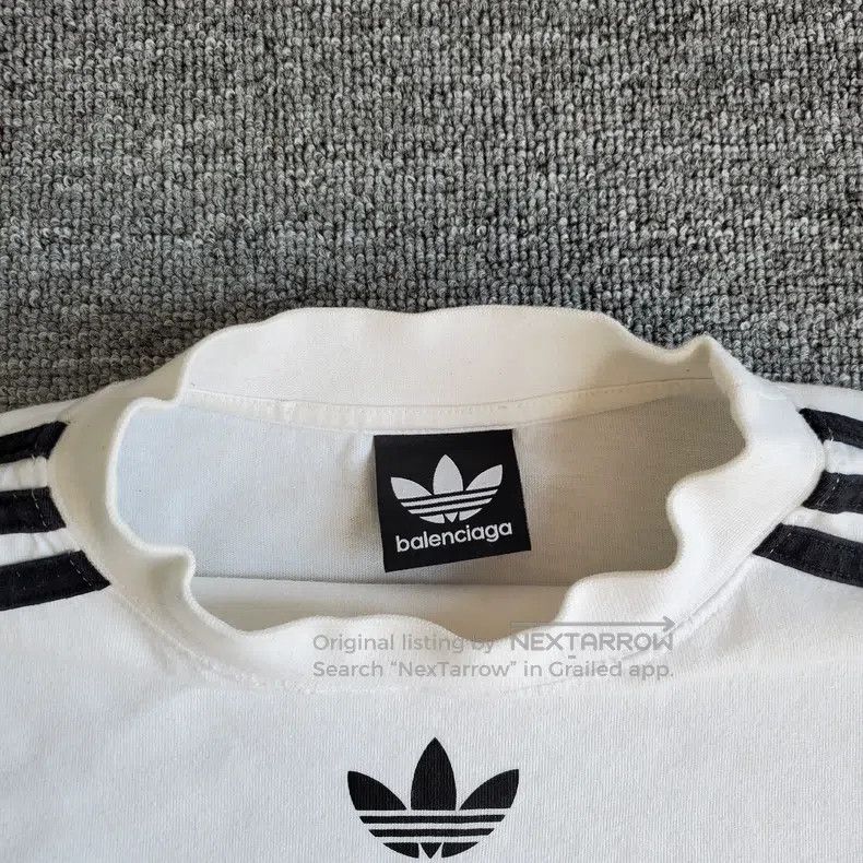 Balenciaga Balenciaga Striped Logo Long Sleeve T - White Size US S / EU 44-46 / 1 - 5 Thumbnail