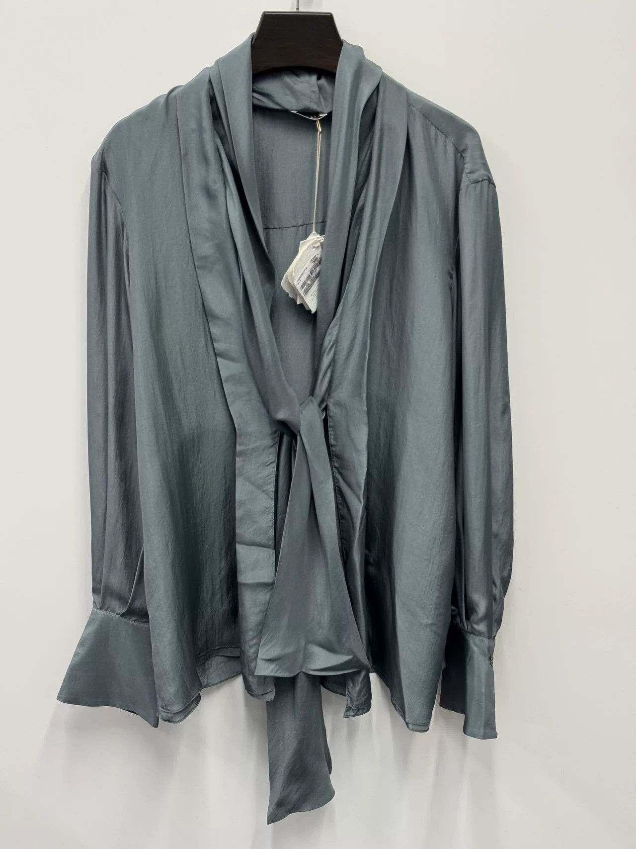 Brunello Cucinelli Brunello Cucinelli Silk Shirt for Women Size L / US 10 / IT 46 - 1 Thumbnail