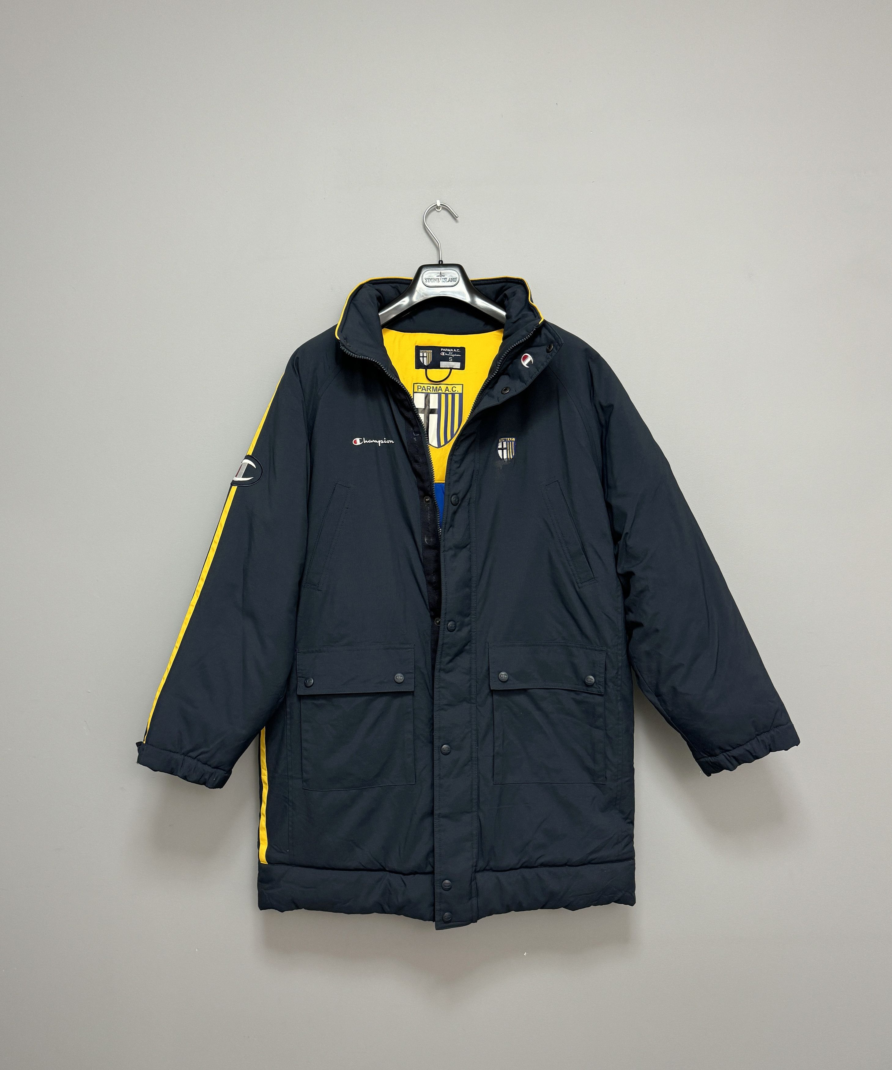 Champion 1999 2000 Parma Champion Padded Bench Coat Parka Logo Size S Size US S / EU 44-46 / 1 - 1 Thumbnail