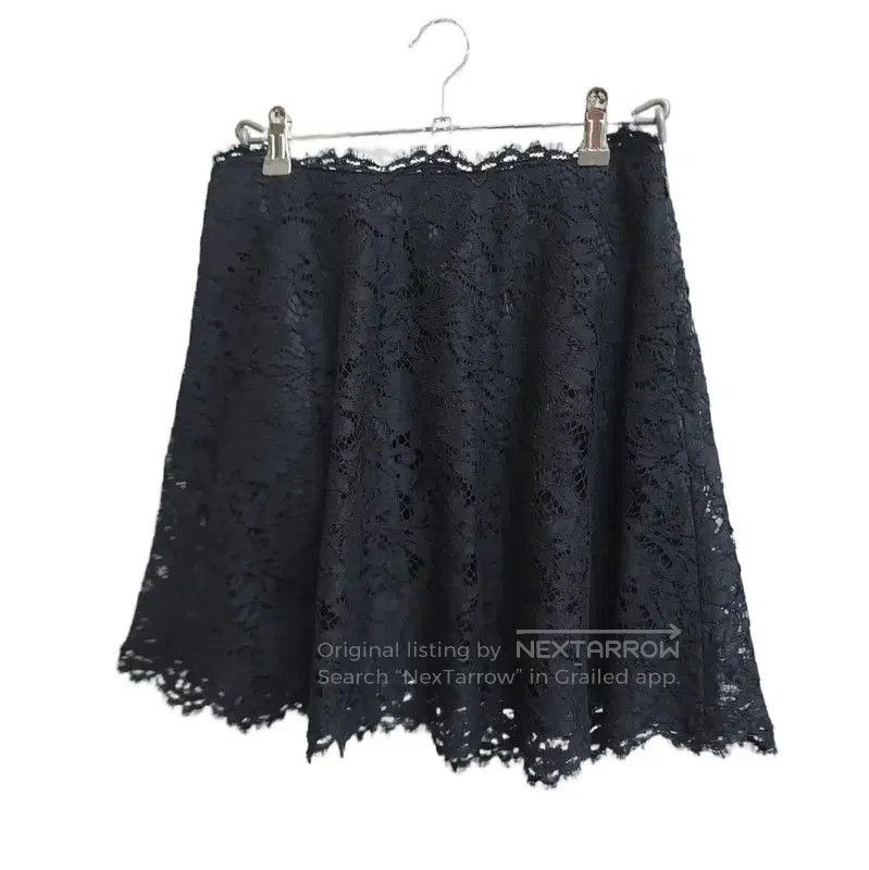 Valentino Valentino Black A-Line Mini Skirt . Size 30" / US 8 / IT 44 - 2 Thumbnail