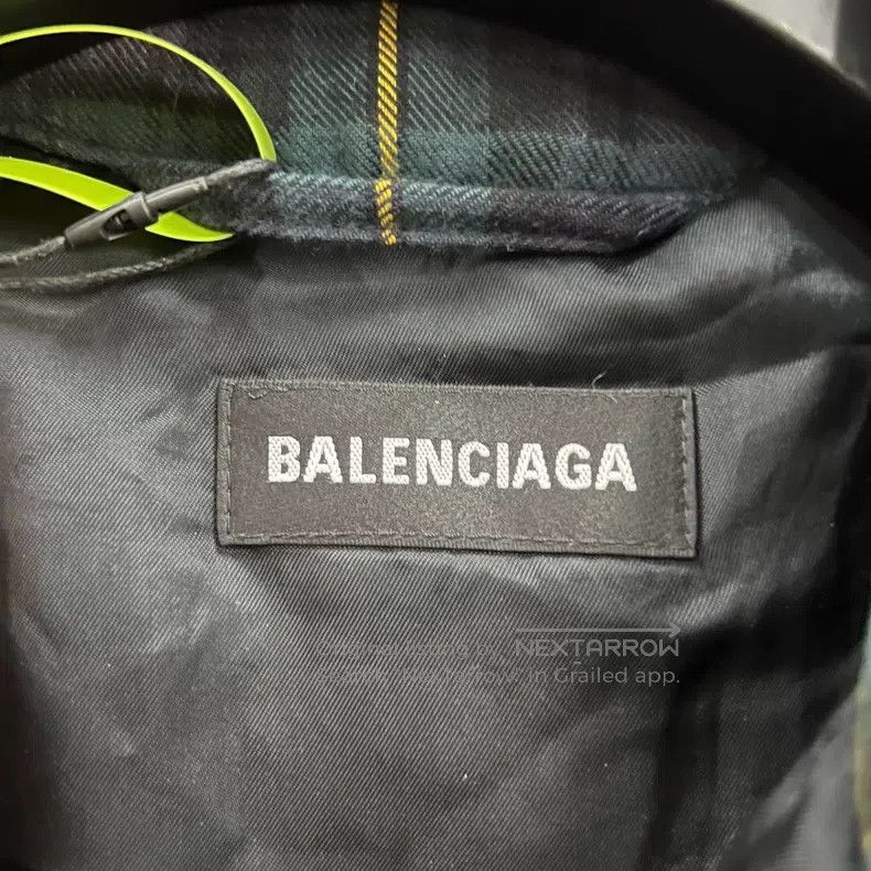 Balenciaga Balenciaga Plaid Letter Embroidered Logo Jacket Size US M / EU 48-50 / 2 - 3 Thumbnail