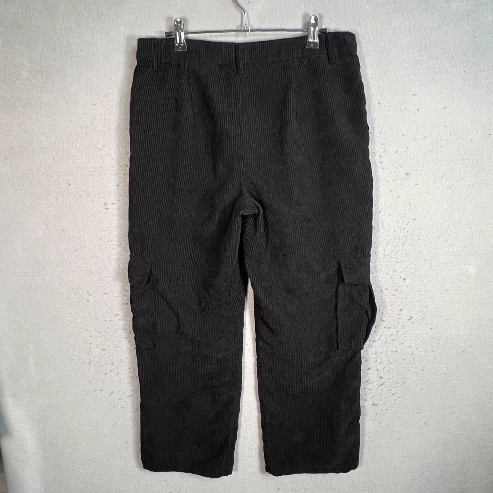 superdown Superdown Black Corduroy Cargo Pants Medium Womens Wide-Leg Pants Size 32" / US 10 / IT 46 - 2 Thumbnail
