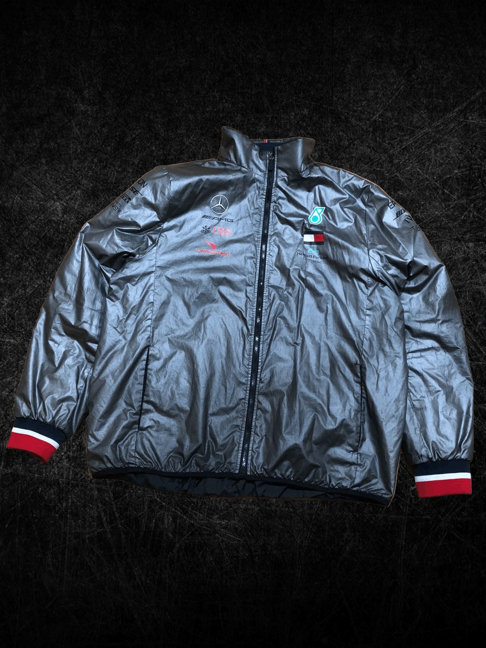 Mercedes-Benz Mercedes-AMG Petronas F1 Motorsport Team jacket Size US XXL / EU 58 / 5 - 1 Thumbnail