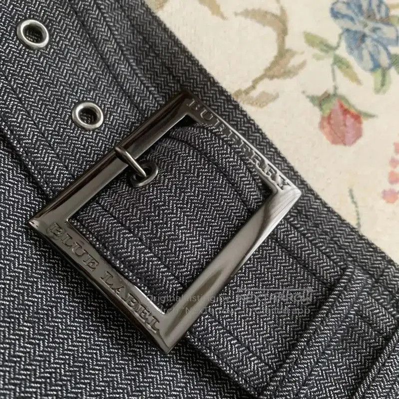 Burberry Burberry Women's Dark Gray Wool Blend Skirt. Size 23" - 2 Thumbnail