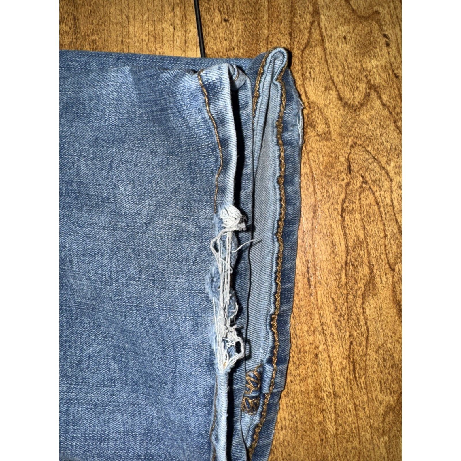 True Religion VINTAGE True Religion Becca Jeans Women’s 28x34 Bootcut Medium Wash Denim Blue 90s Womens Size 28" / US 6 / IT 42 - 3 Thumbnail
