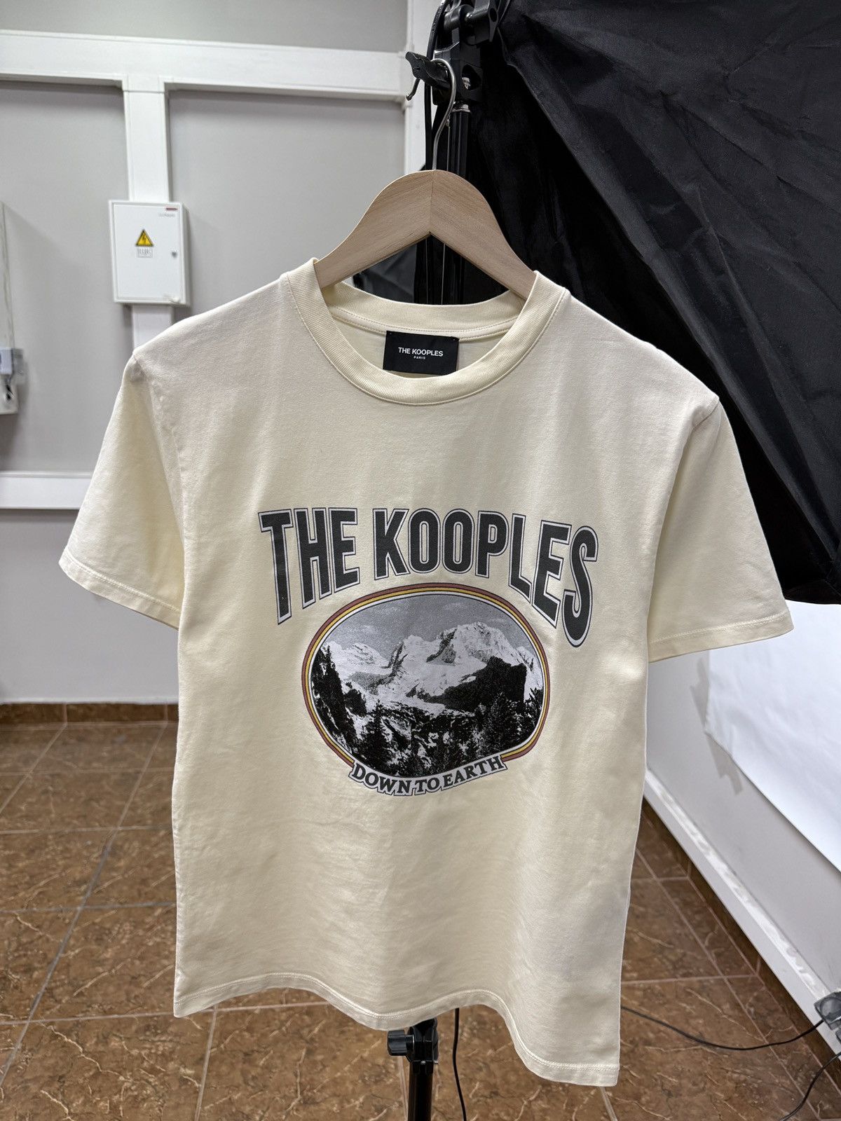 The Kooples 🇫🇷 The Kooples Paris Down To Earth T-Shirt Size XS / US 0-2 / IT 36-38 - 2 Thumbnail