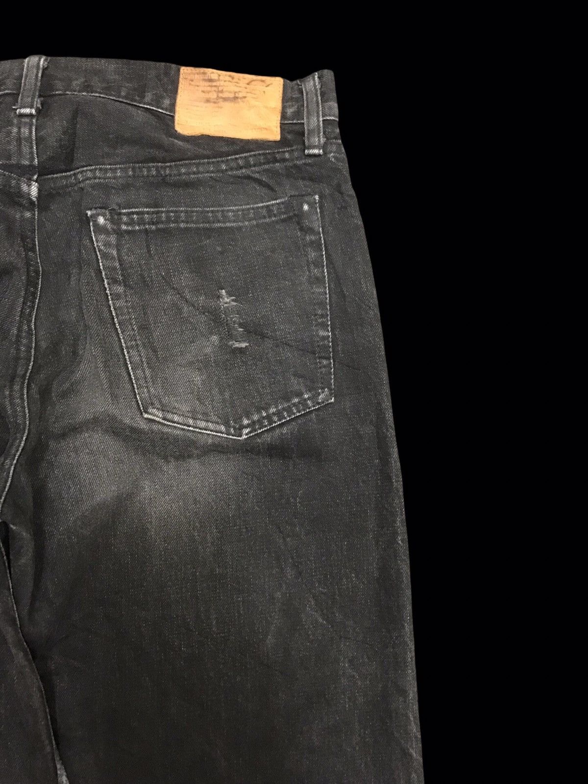Japanese Brand 💥ARCHIVAL💥VERY RARE BLACK WASH VIRUS DISTRESSED DENIM F212 Size US 32 / EU 48 - 13 Thumbnail