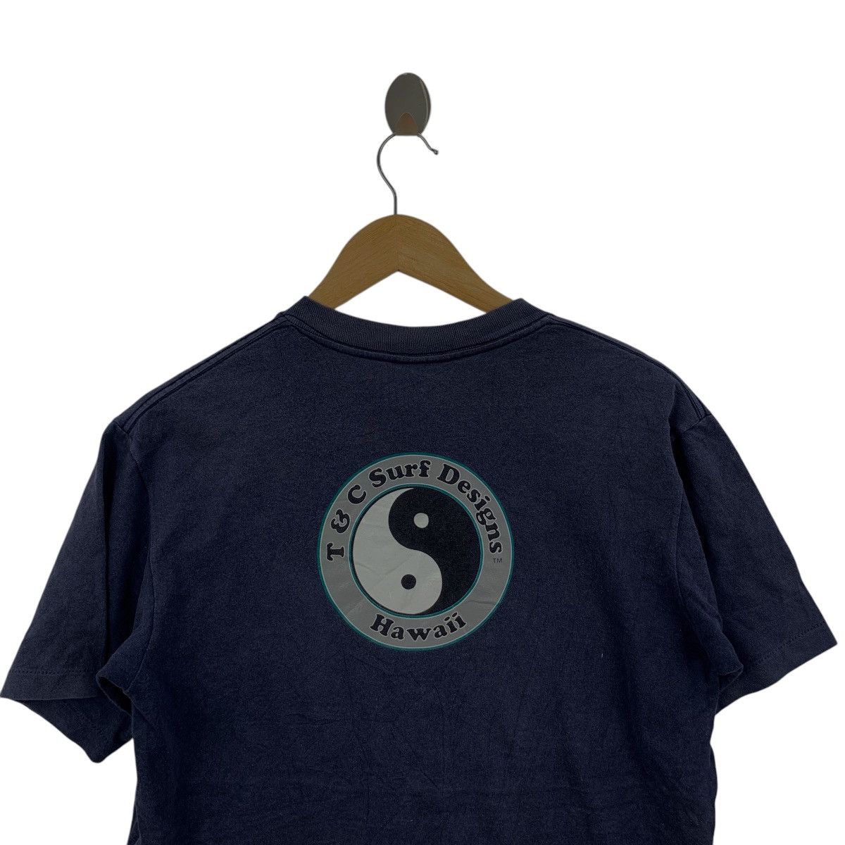 Vintage Vintage 90’ T&C SURF DESIGNS Hawaii Ying Yang Tee Shirt Size US M / EU 48-50 / 2 - 6 Thumbnail