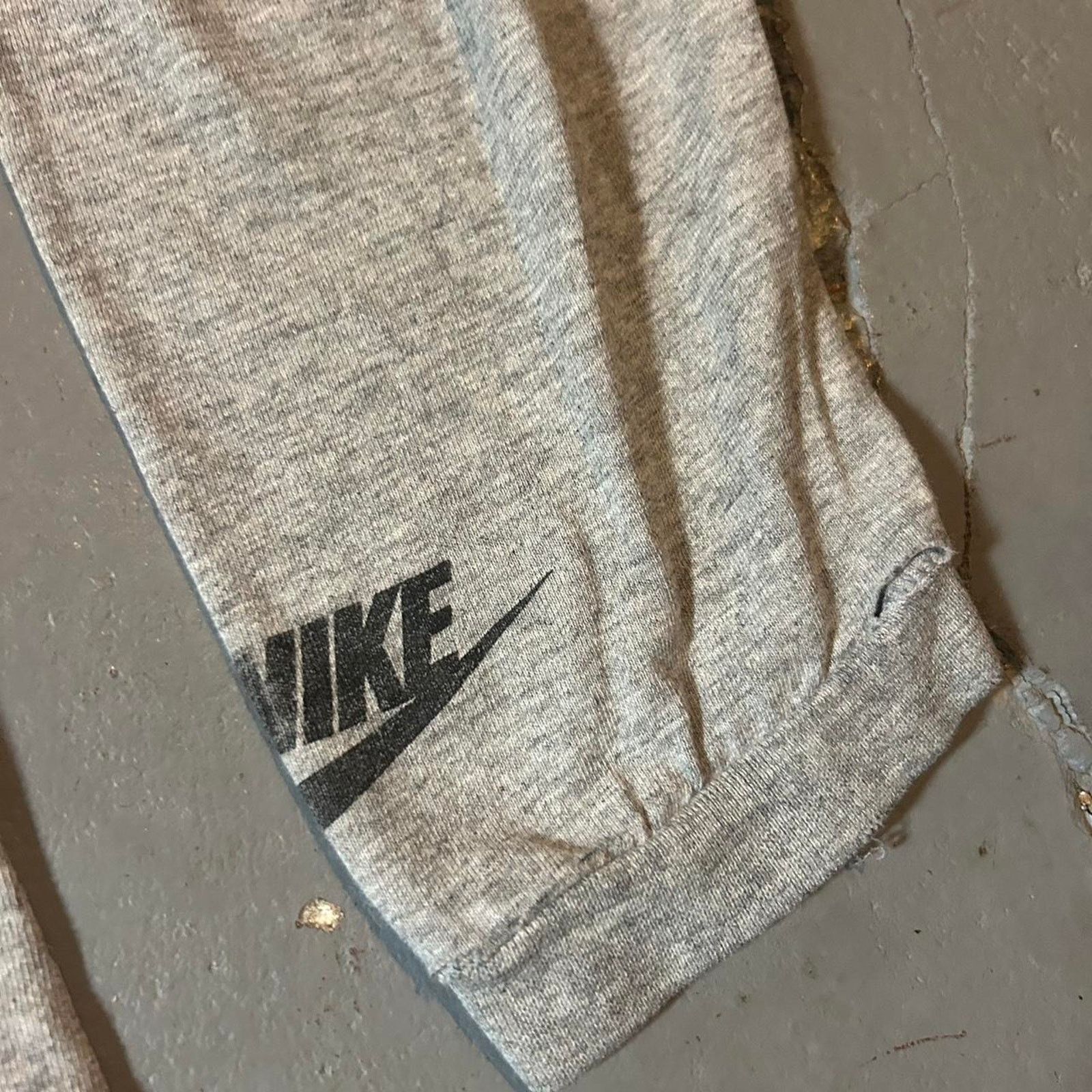 Nike Y2k nike long grey tee shirt ice man Size US XL / EU 56 / 4 - 4 Thumbnail