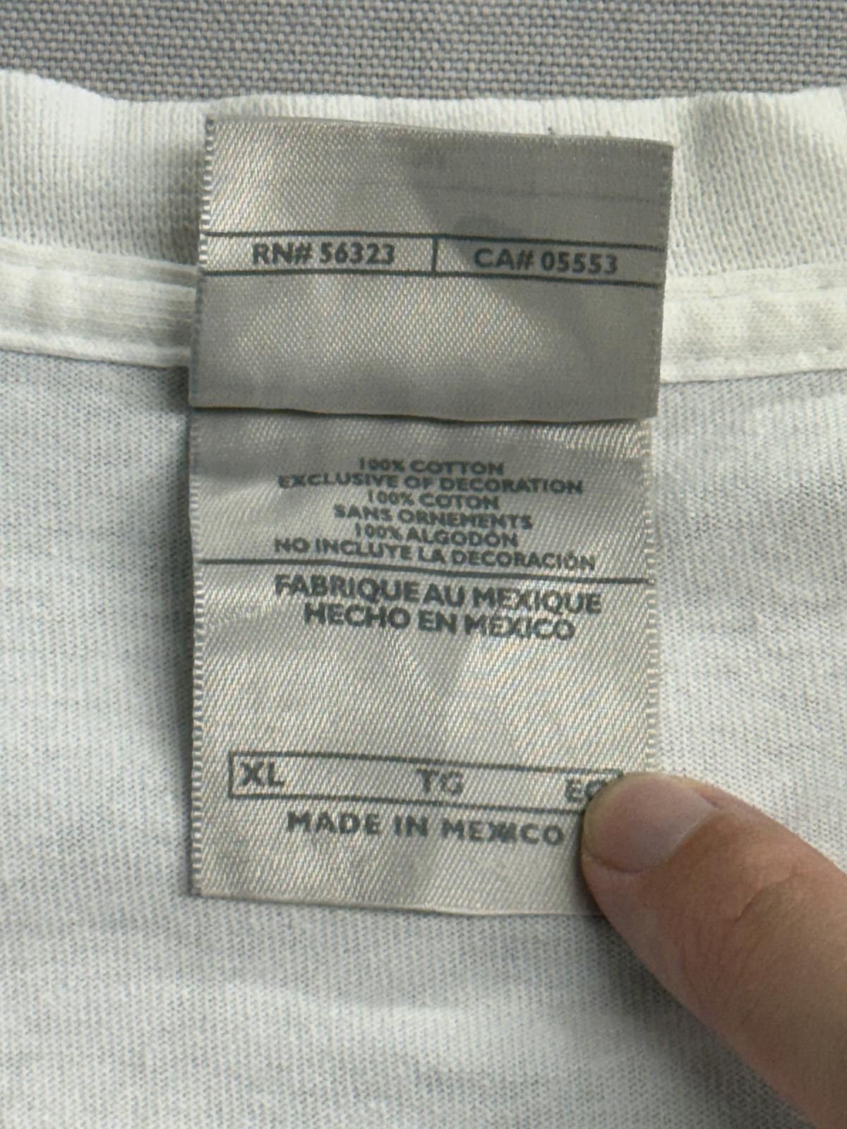 Nike Vintage Nike Gray Tag T-shirt Mini Swoosh Embroidered XL Size US XL / EU 56 / 4 - 3 Thumbnail