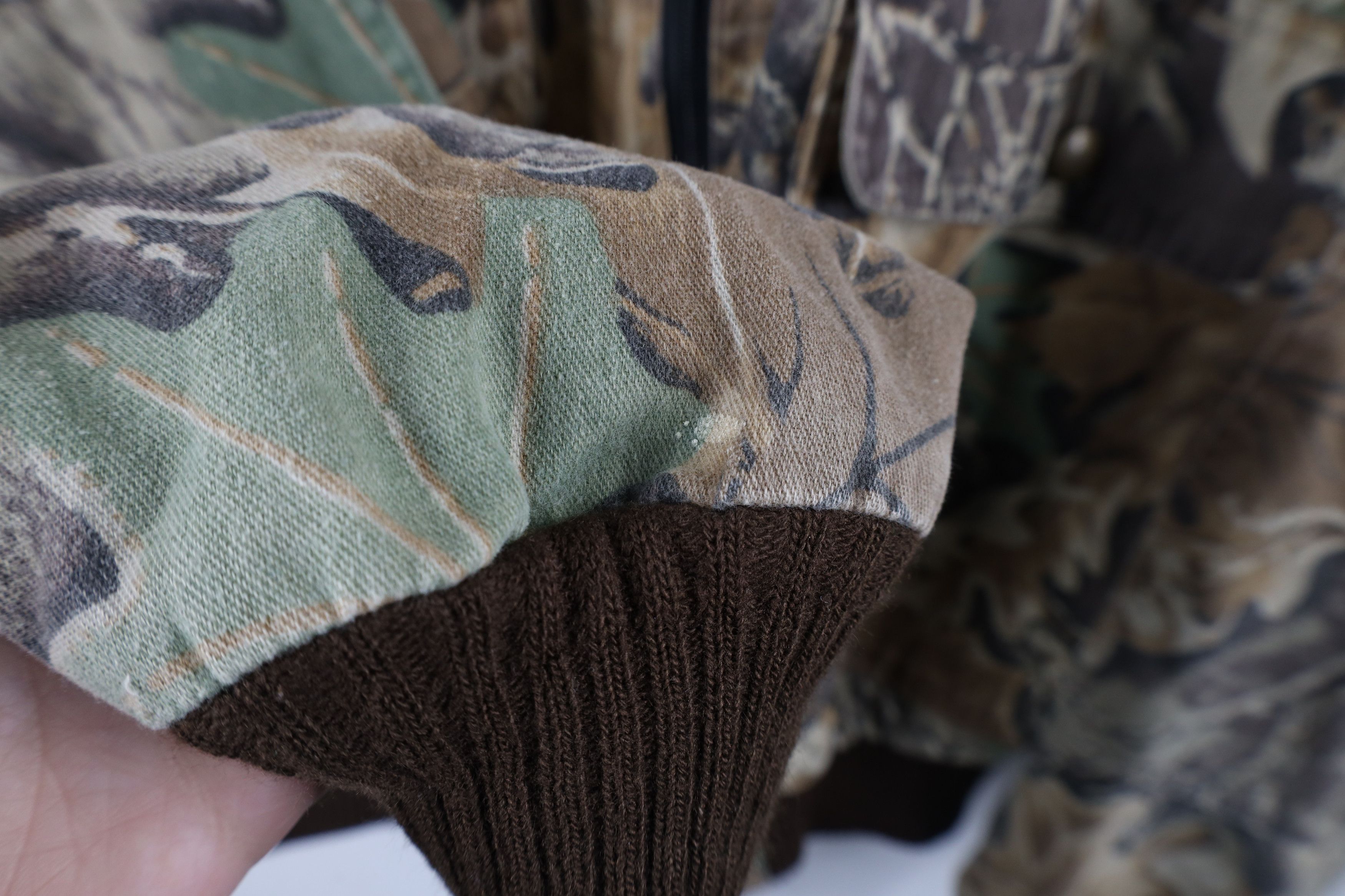 Vintage 90s Cabelas Camouflage Full Zip Bomber Jacket USA