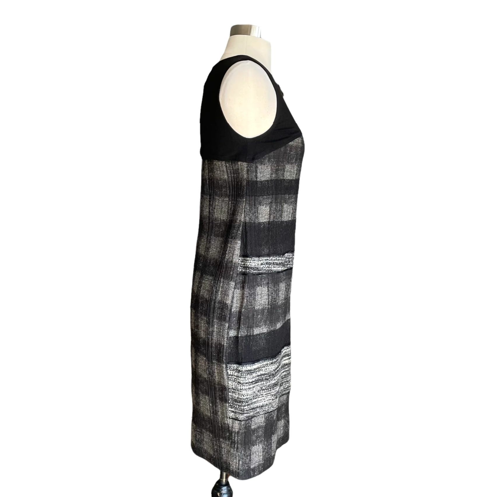 Vintage I'M Isola Marras Knit Wool Blend Black Grey Shift Dress XS Womens Dress A-Line Shift Wool Blend Knit Sleeveless Pullover Casual Short 37 1/4" Black XS Size XS / US 0-2 / IT 36-38 - 3 Thumbnail