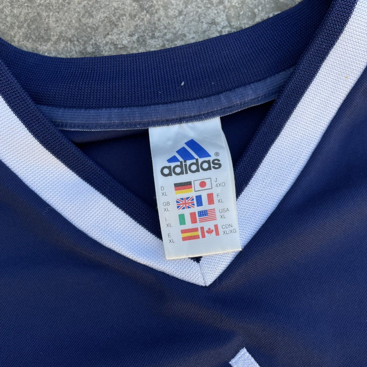Adidas Adidas T-shirts Vintage Central Logo V Neck Y2K 90s USA Size US XL / EU 56 / 4 - 8 Thumbnail