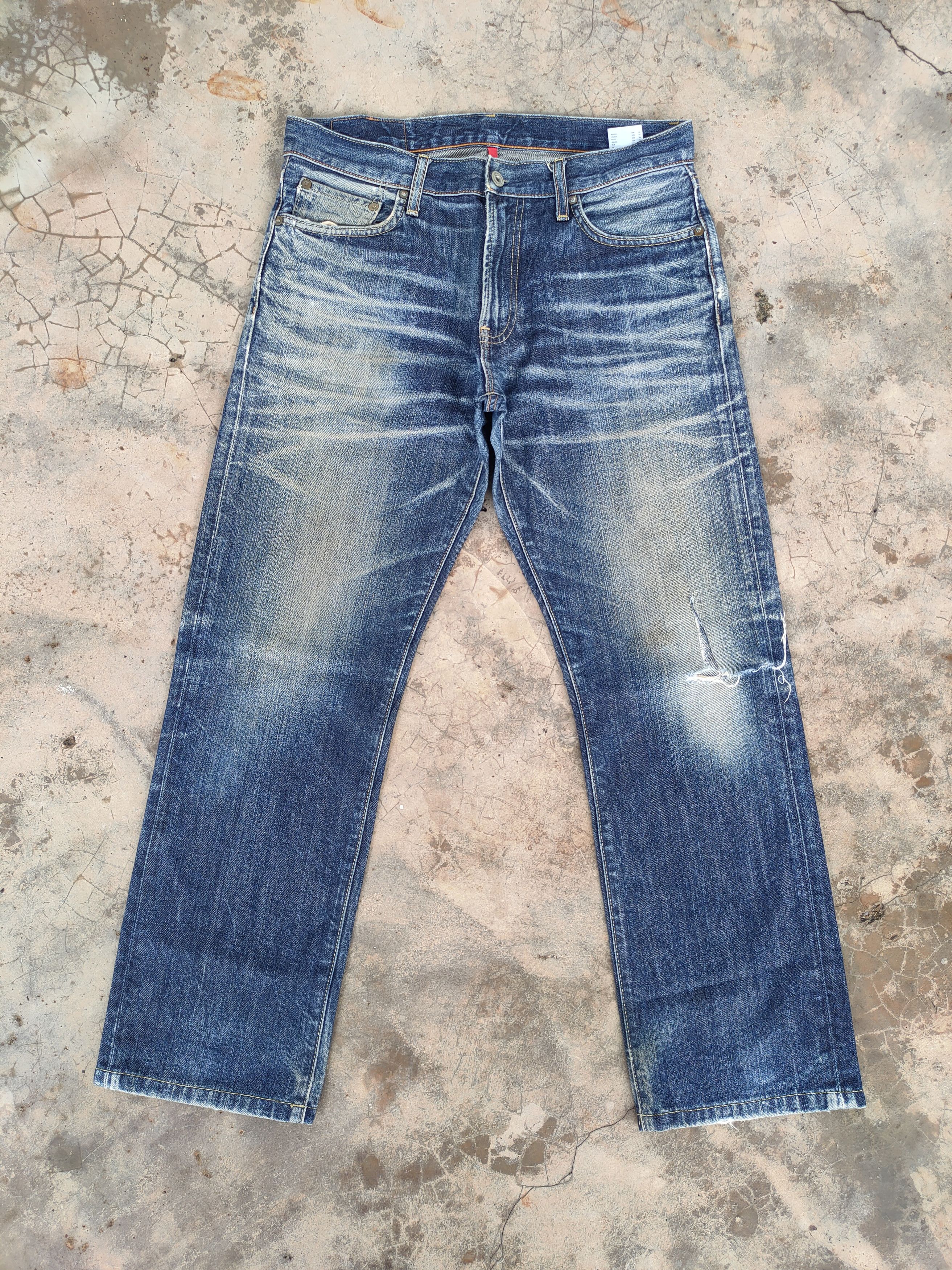 Japanese Brand Vintage japanese faded distressed jeans denim pants Size US 34 / EU 50 - 2 Thumbnail