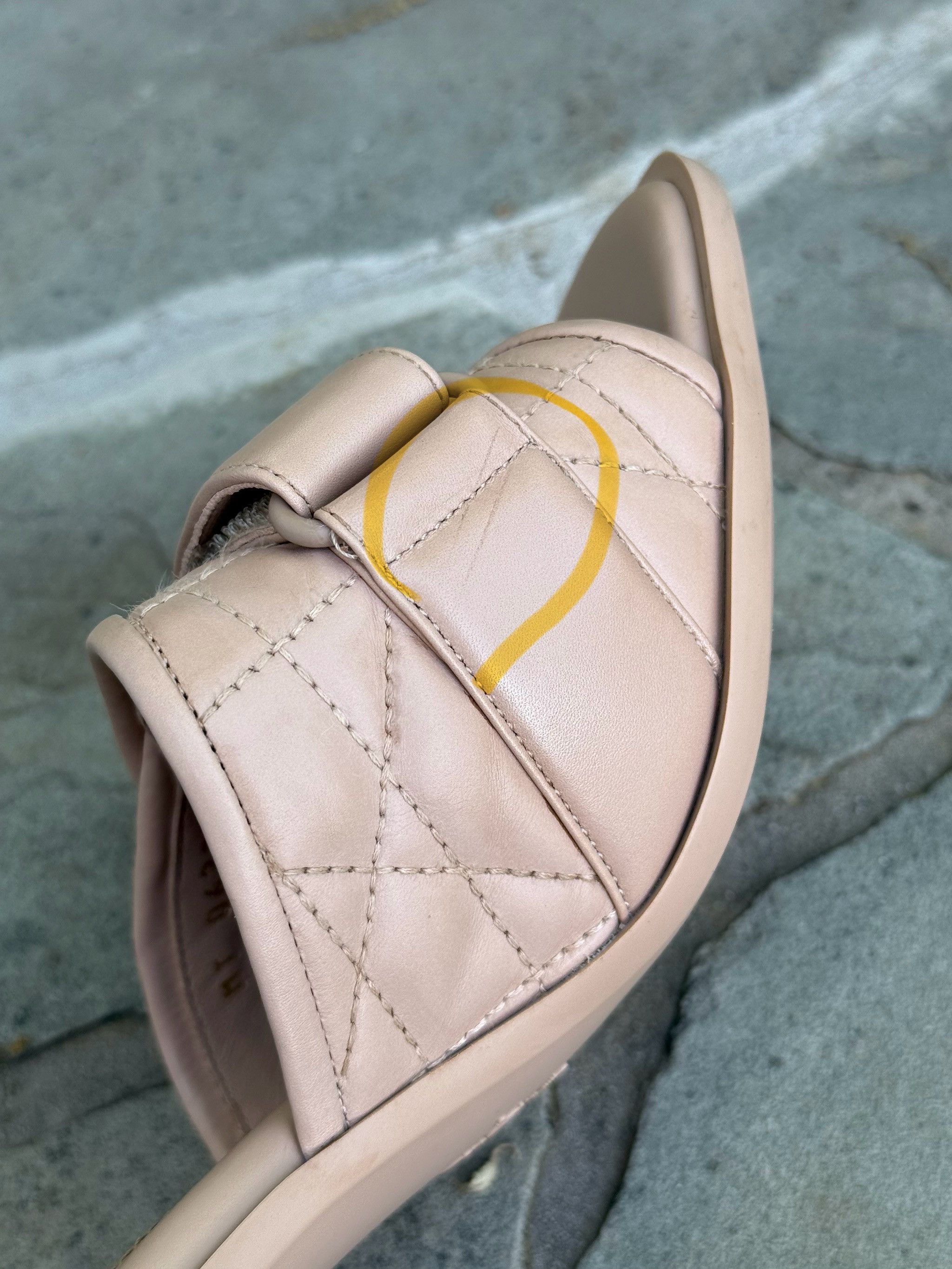 Christian Dior Monsieur Christian Dior Nude Quilted Leather Heeled Size US 7.5 / IT 37.5 - 11 Thumbnail