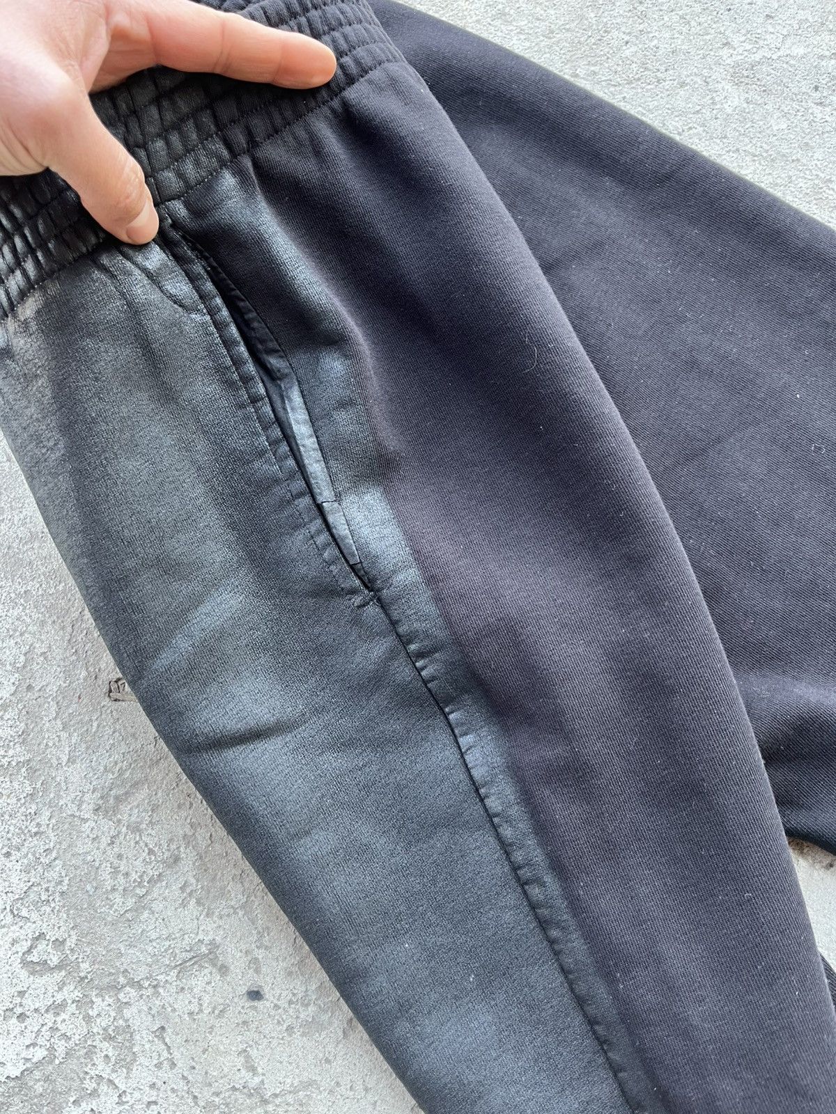 Maison Margiela FW14 Maison Margiela MM6 Painted Sweatpants Pants Y2K Size 27" / US 4 / IT 40 - 18 Thumbnail