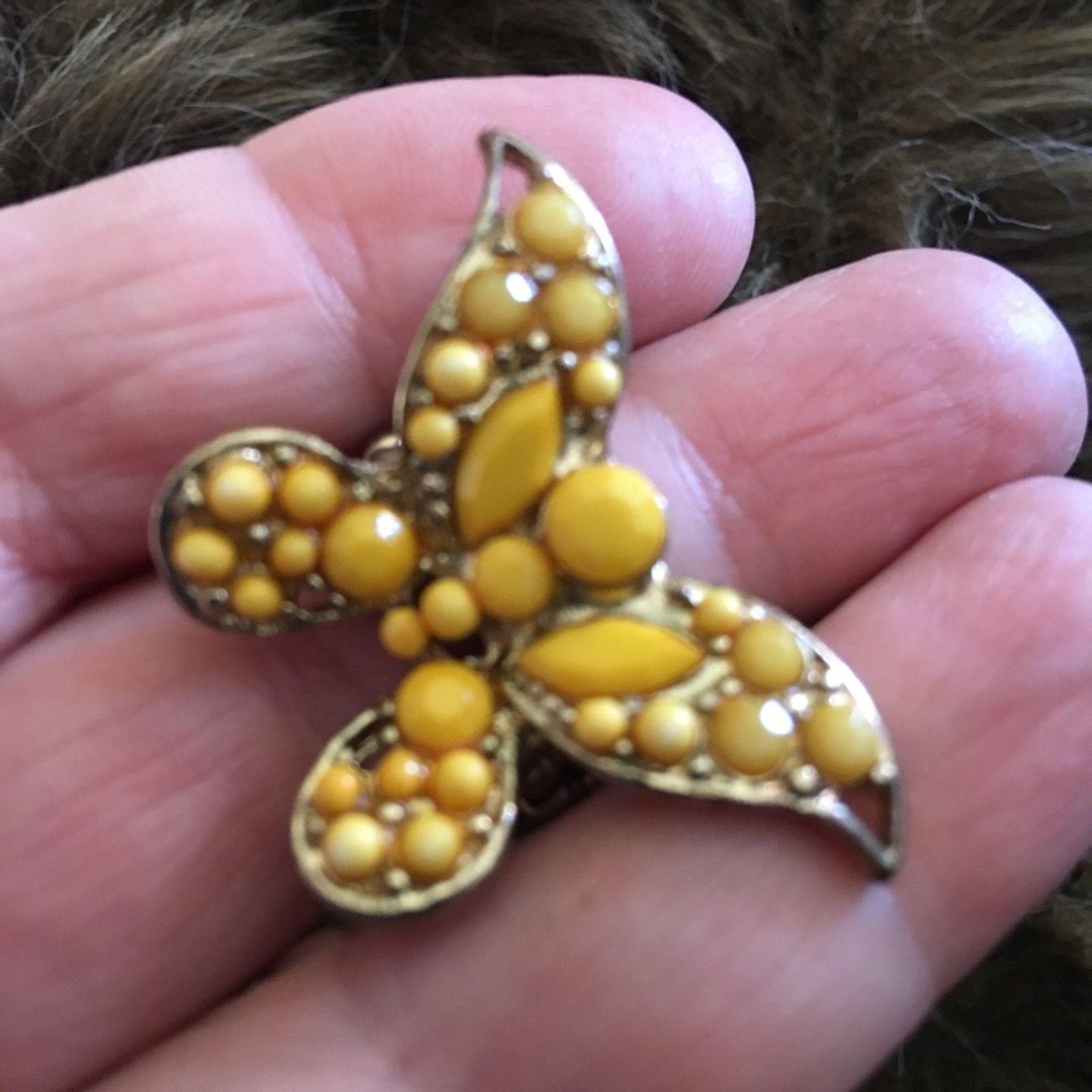 Jewelry Gold faceted stone butterfly stretch ring Size ONE SIZE - 6 Thumbnail