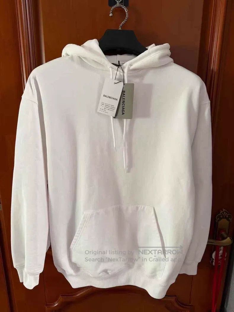 Balenciaga Balenciaga Back Big Logo Hooded Sweatshirt, White Size US S / EU 44-46 / 1 - 2 Thumbnail