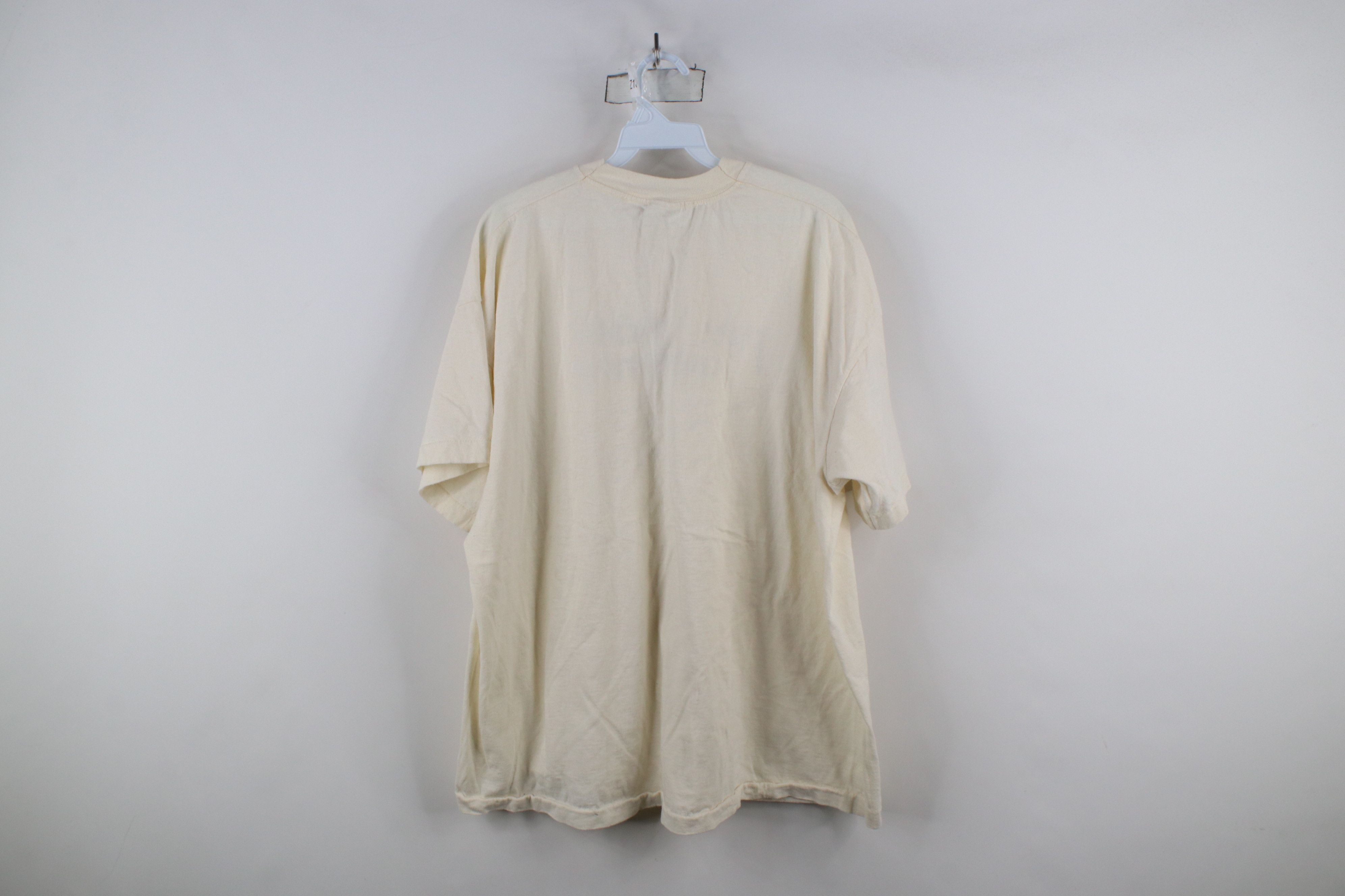Vintage Vintage 90s Inis Mor Arainn Inishmore Ireland T-Shirt Cream Size US XXL / EU 58 / 5 - 9 Thumbnail
