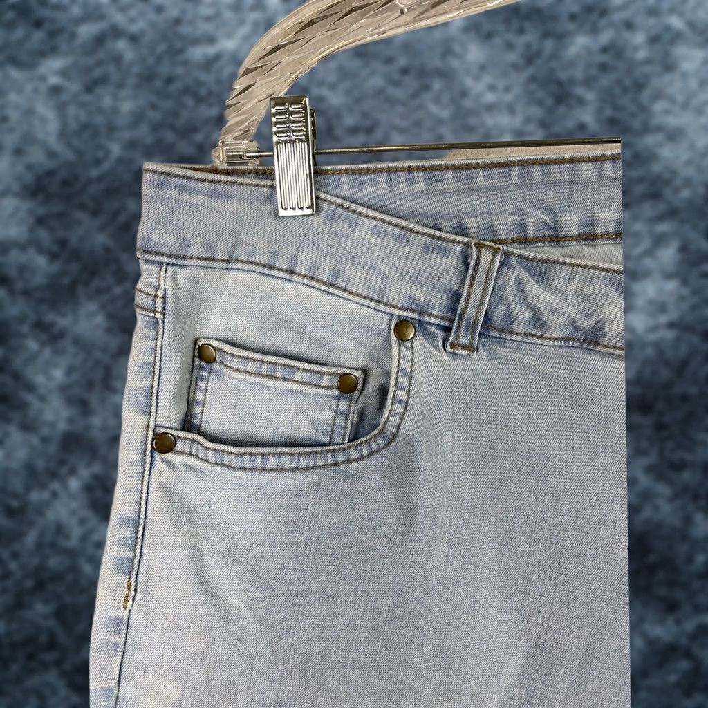 Vintage Woman Within Jeans Sz 18W Light Wash Wide Leg Denim Stretch 37x26 Hemmed Short Women’s Plus Size 18W Jeans Blue Regular Rise 5-Pocket Size 40" / US 18 - 1 Thumbnail