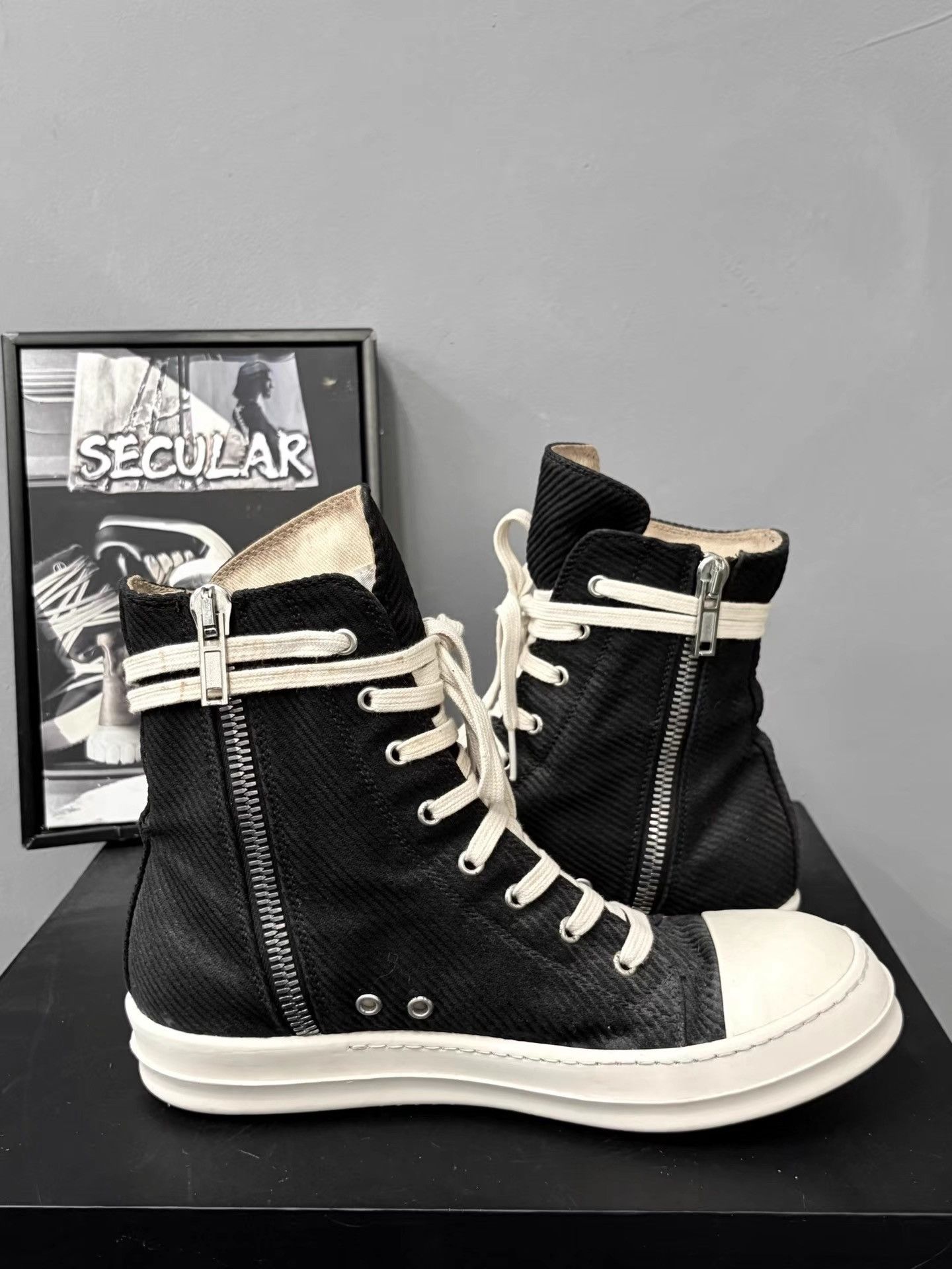 Rick Owens Rick Owens DRKSHDW Black Canvas High-top Sneakers K34 Size US 8.5 / EU 41-42 - 6 Thumbnail