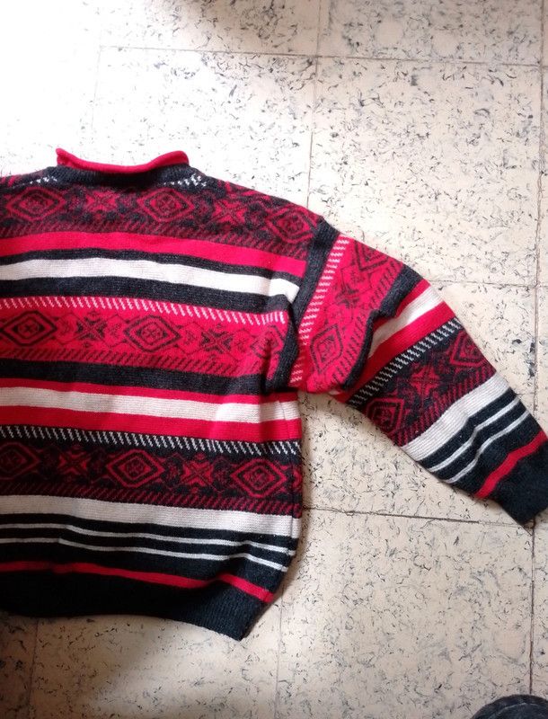 Vintage Vintage sweater N&B red and black Size US M / EU 48-50 / 2 - 6 Thumbnail