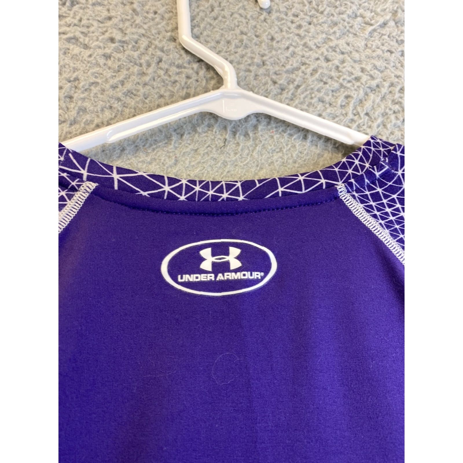 Under Armour Under Armour t shirt Heatgear Men L purple Loose Fit Graphic Crew-Neck /94-12 Size US L / EU 52-54 / 3 - 7 Thumbnail