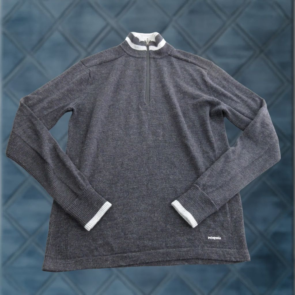 Patagonia Patagonia Mens Sweater 1/4 Zip Mock Neck Wool Pullover Knit Gray S Solid Merino Wool Pullover Men M GrAy 1/4 Zip Mock Neck Knit Size US M / EU 48-50 / 2 - 1 Thumbnail
