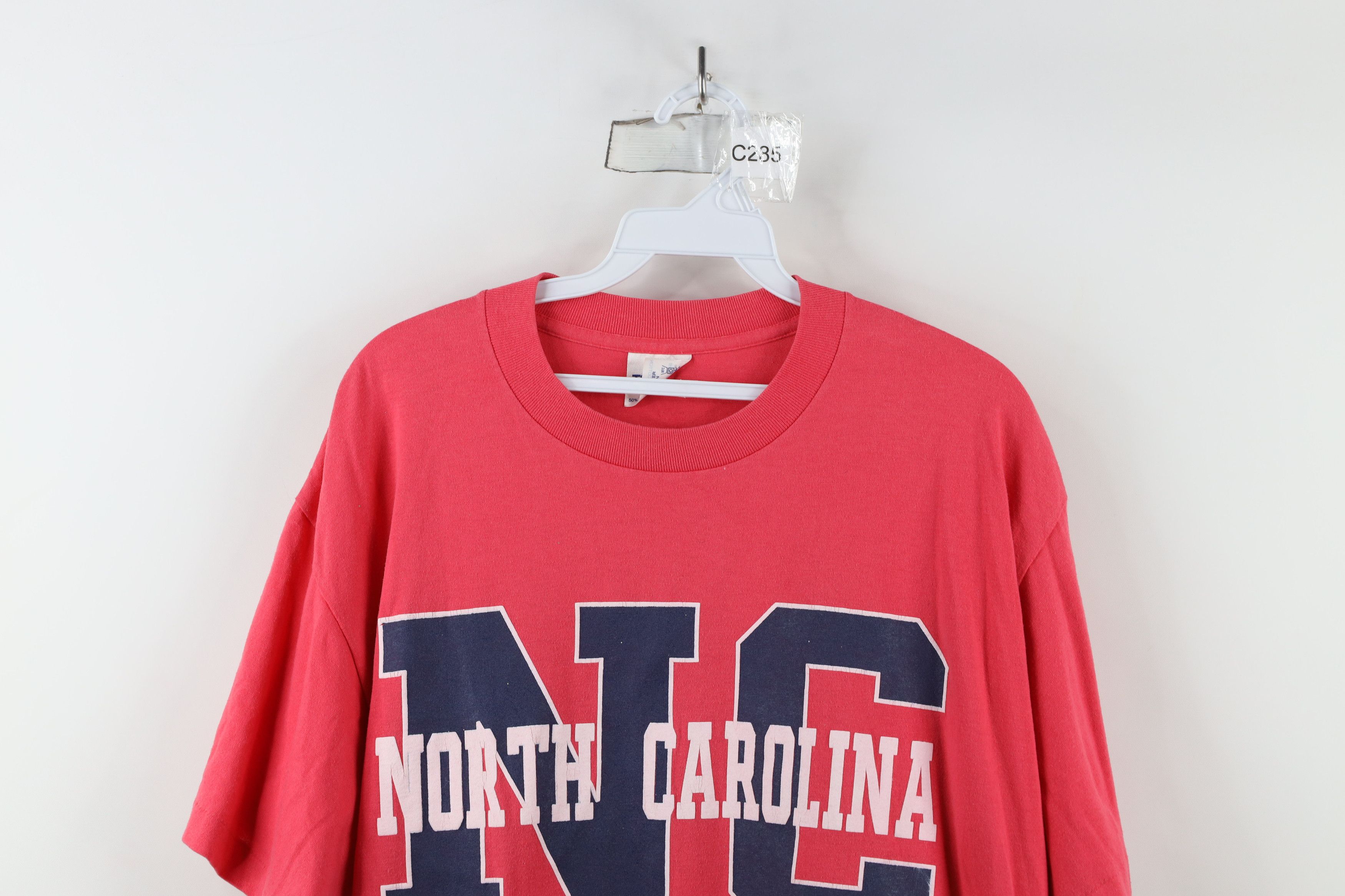 Vintage Vintage 90s Streetwear Spell Out North Carolina T-Shirt USA Size US XL / EU 56 / 4 - 2 Thumbnail