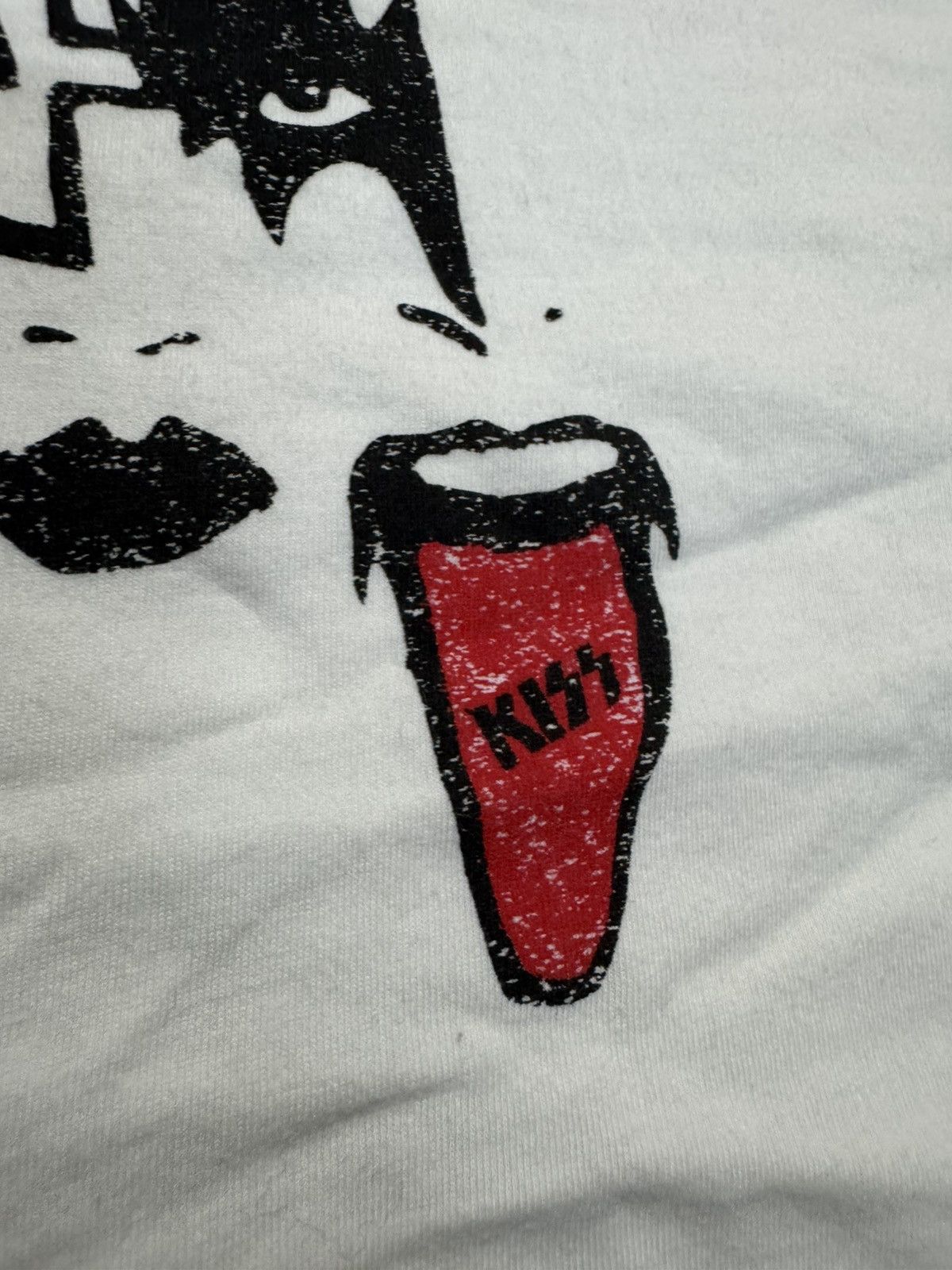 Uniqlo assorted tshirt - uniqlo kiss band tshirt Size US L / EU 52-54 / 3 - 4 Thumbnail