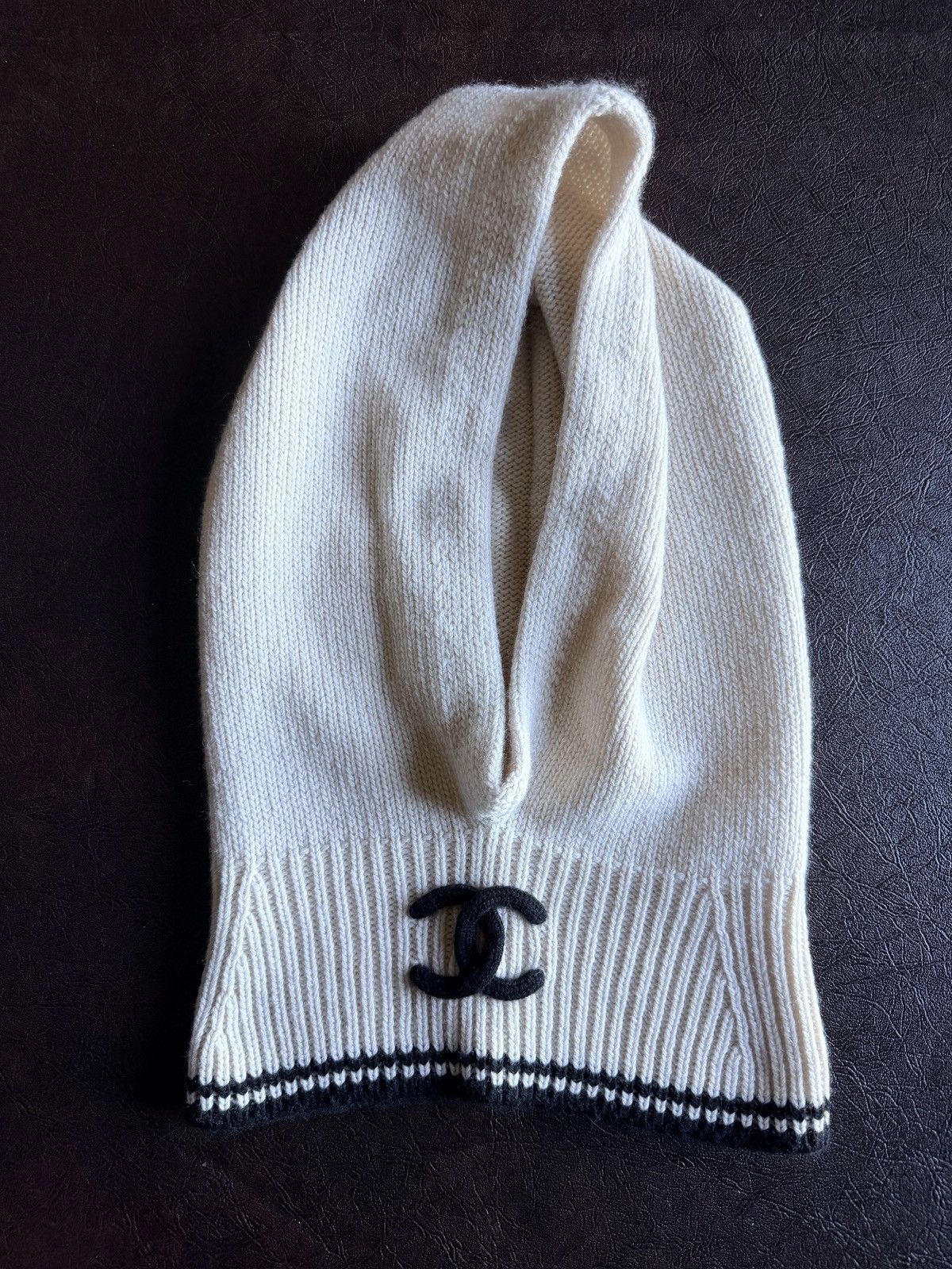 Chanel Chanel Cashmere Balaclava Face Mask Size ONE SIZE - 1 Thumbnail