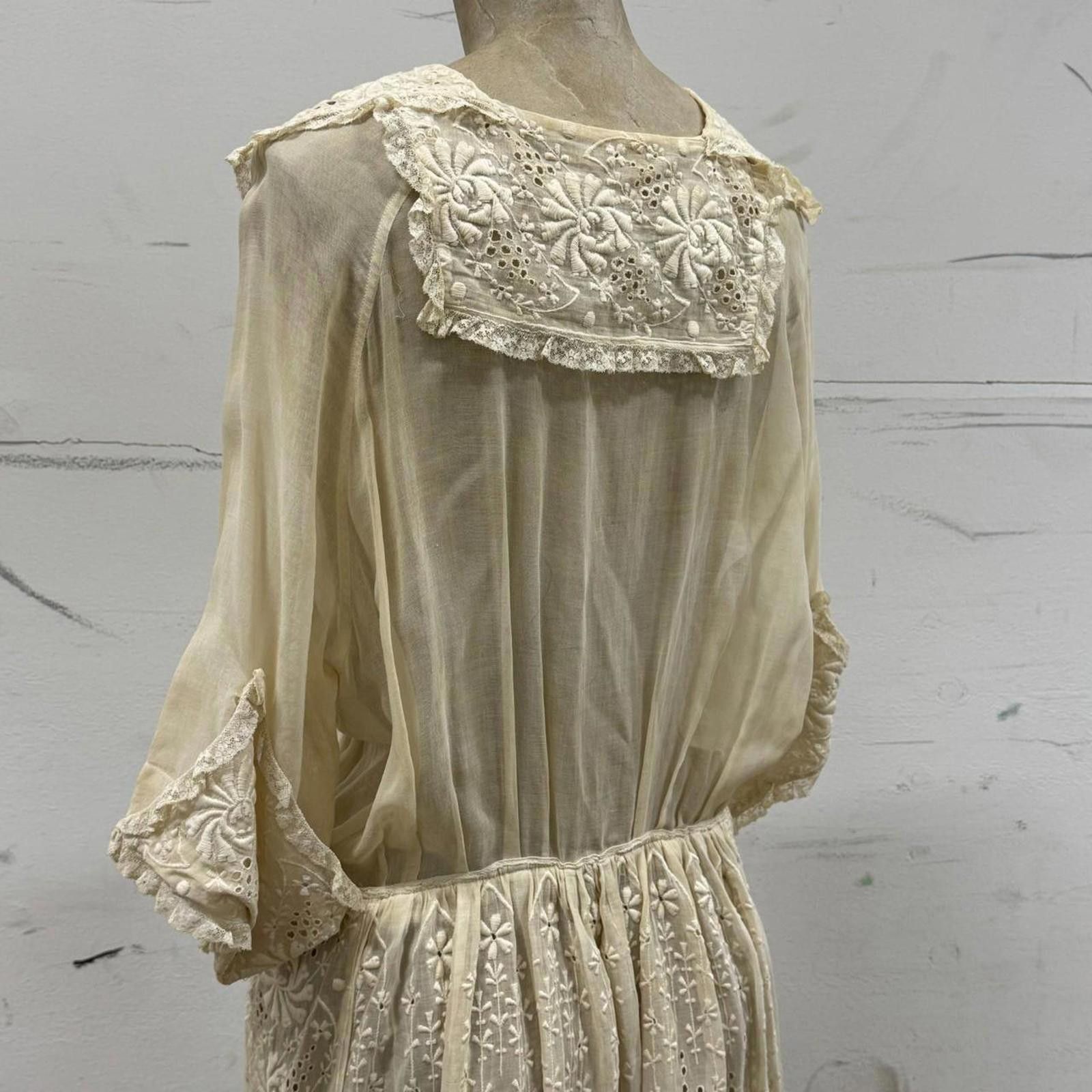 Other RARE Antique Edwardian White Broderie Tea Robe Jacket Size S / US 4 / IT 40 - 4 Thumbnail
