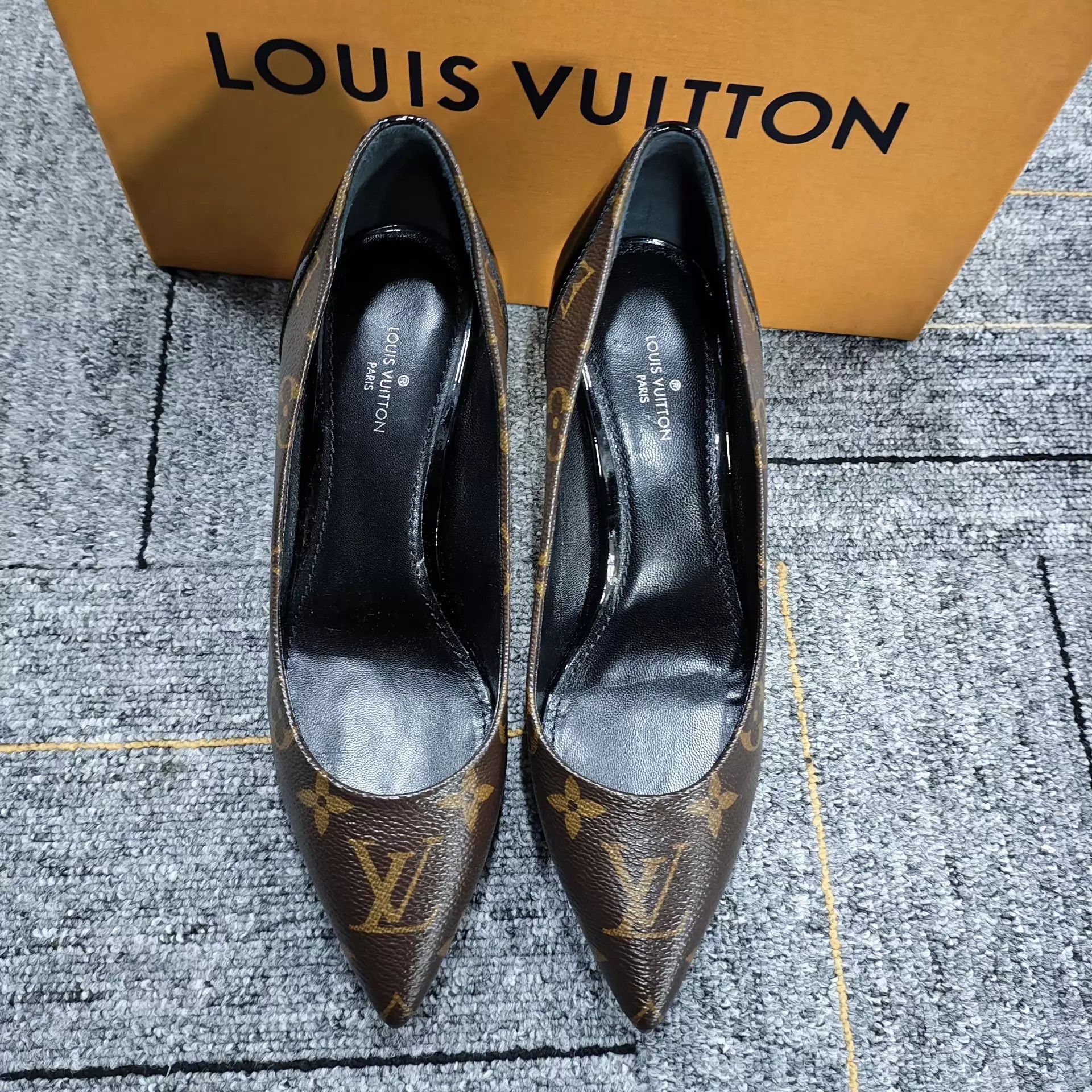 Louis Vuitton LV Monogram High Heels Women's 35 Size US 4.5 / IT 34.5 - 4 Thumbnail