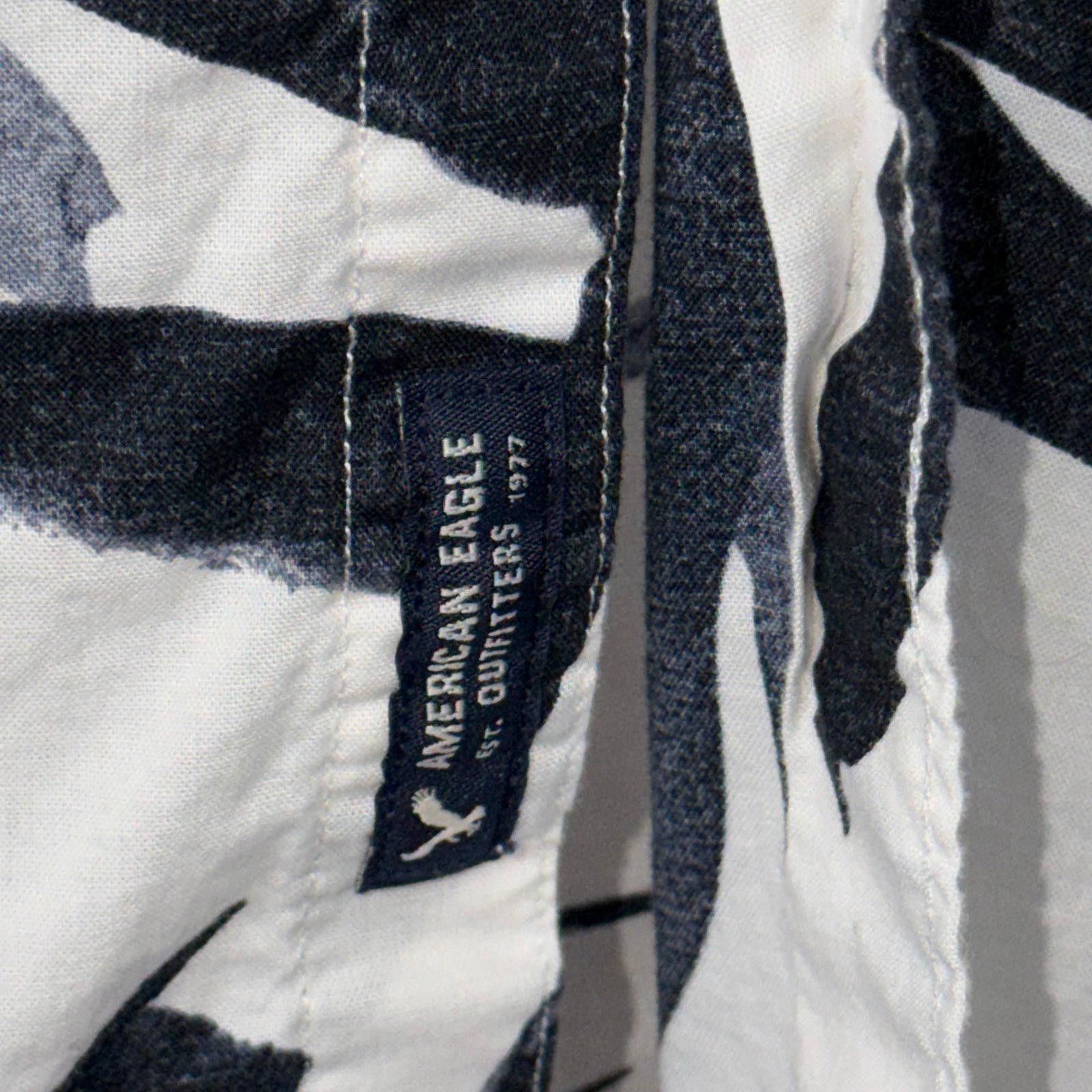 American Eagle Outfitters American Eagle Outfitters Seriously Soft Shirt Size XL Size US XL / EU 56 / 4 - 5 Thumbnail