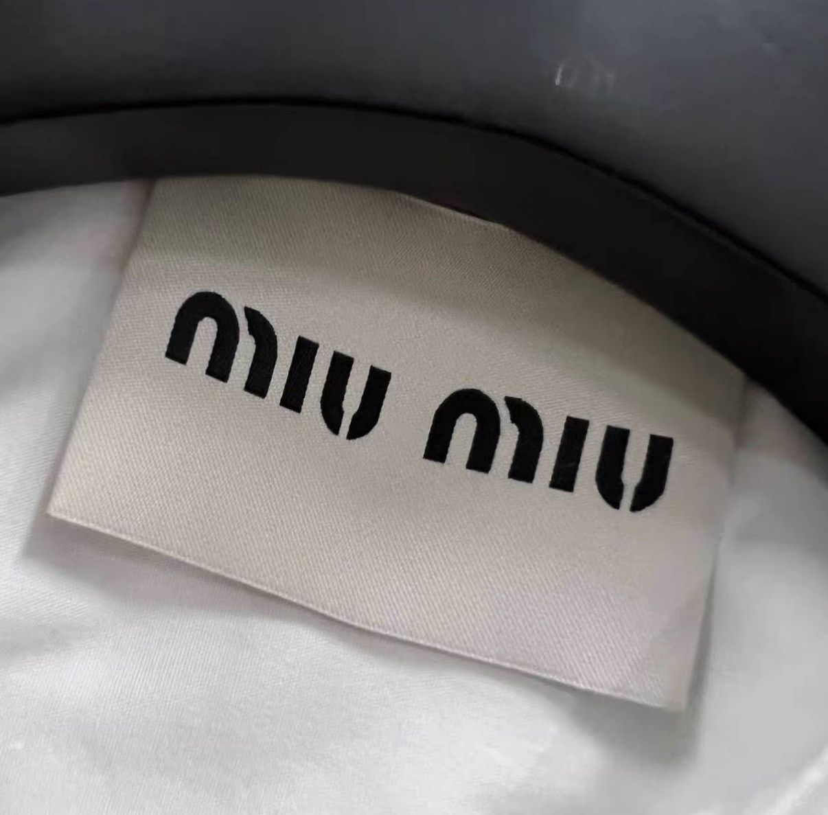 Miu Miu Miu Miu 2024 White Logo Patch Shirt J41 Size S / US 4 / IT 40 - 4 Thumbnail