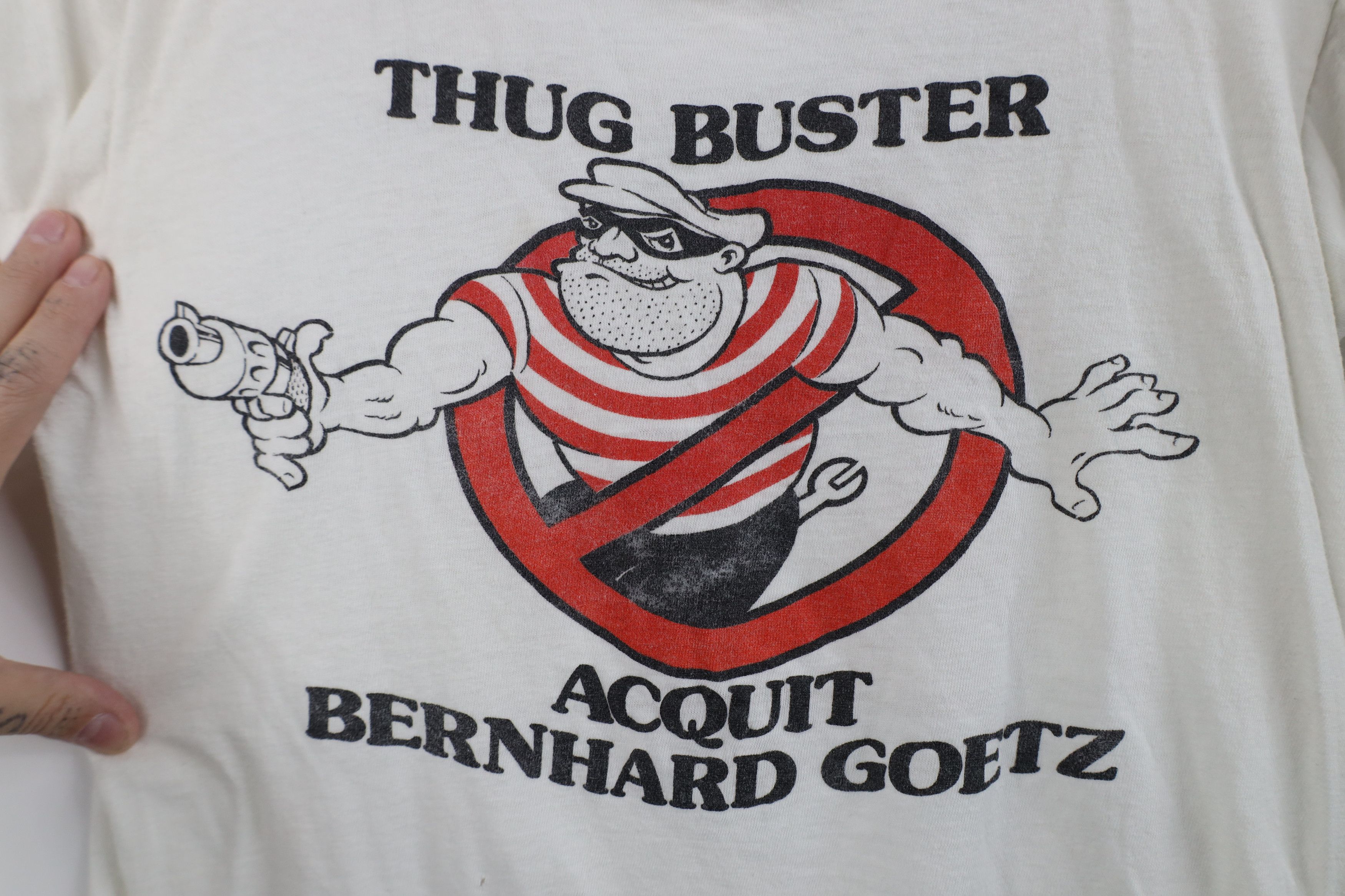 Vintage Vintage 80s Acquit Bernhard Goetz New York T-Shirt USA Size S / US 4 / IT 40 - 4 Thumbnail