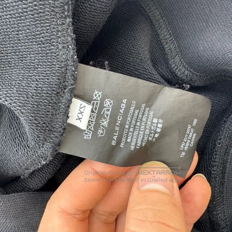 Balenciaga Balenciaga Paris Tower Hoodie Black XXS . Size US XXS / EU 40 - 4 Thumbnail