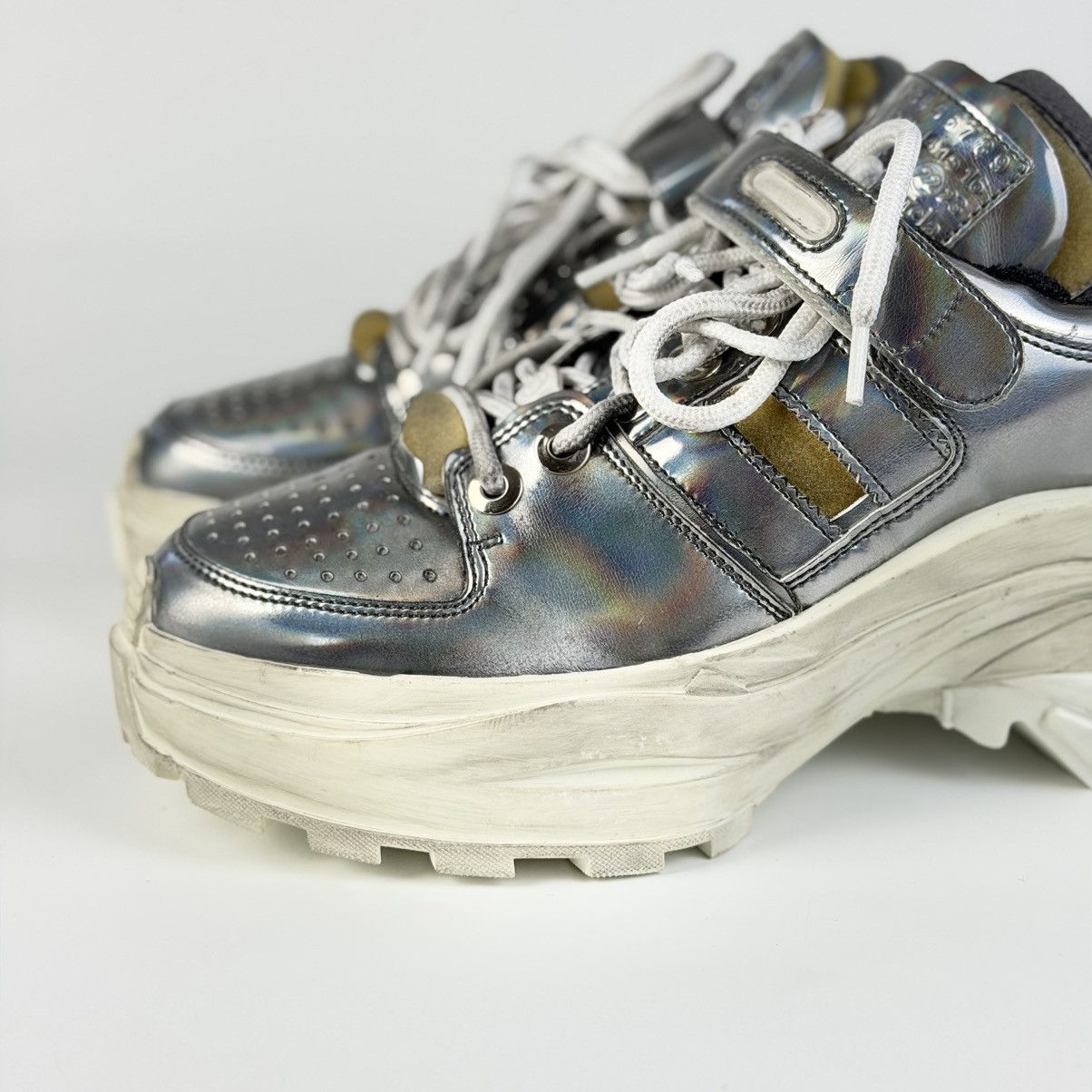 Maison Margiela Maison Margiela Retro Sneakers BRAND NEW Size US 6.5 / IT 36.5 - 5 Thumbnail
