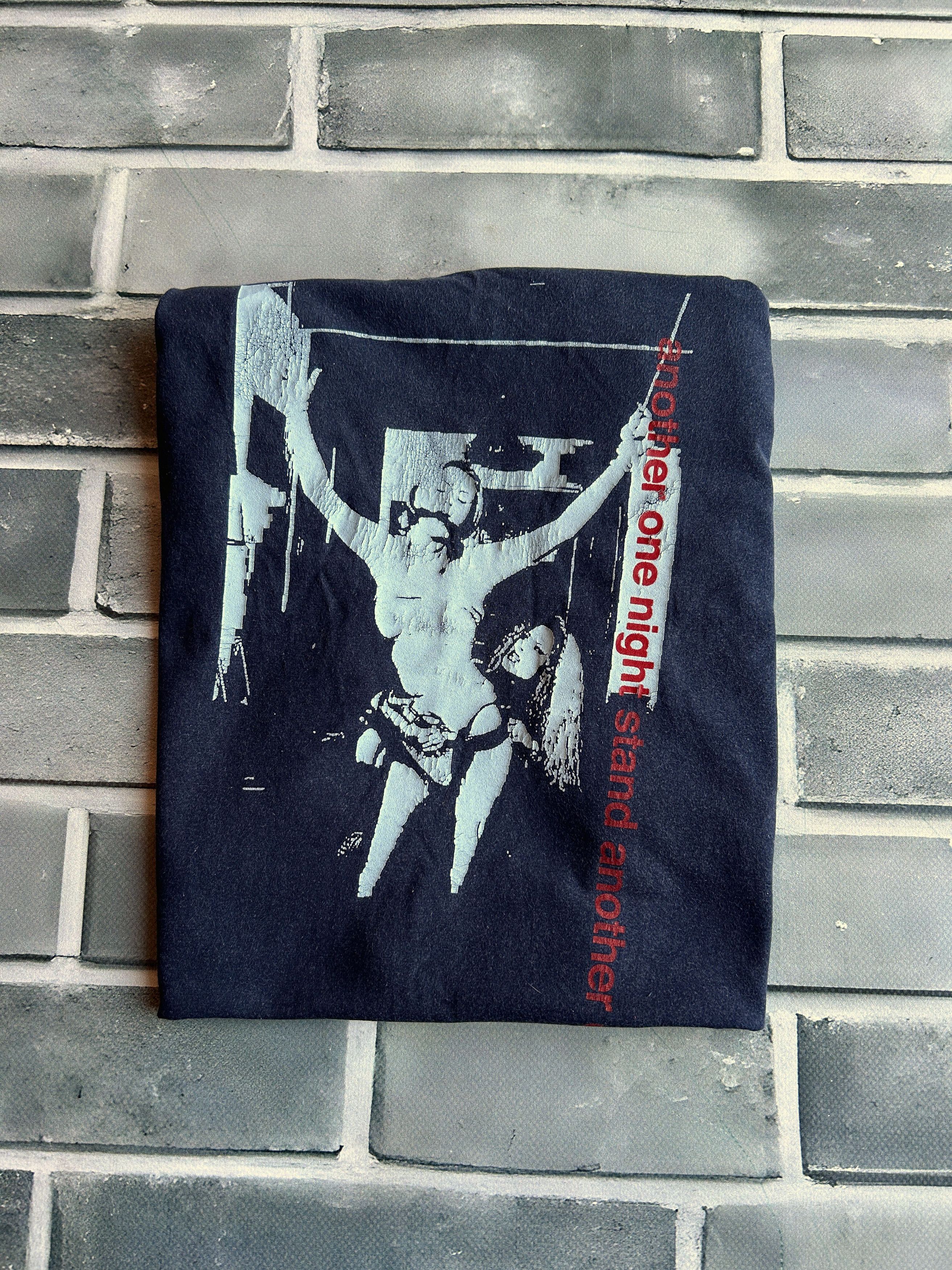 Unknown London Unknown Pleasures Graphic T Shirt Black Indie Rock Band Tee Size US S / EU 44-46 / 1 - 3 Thumbnail