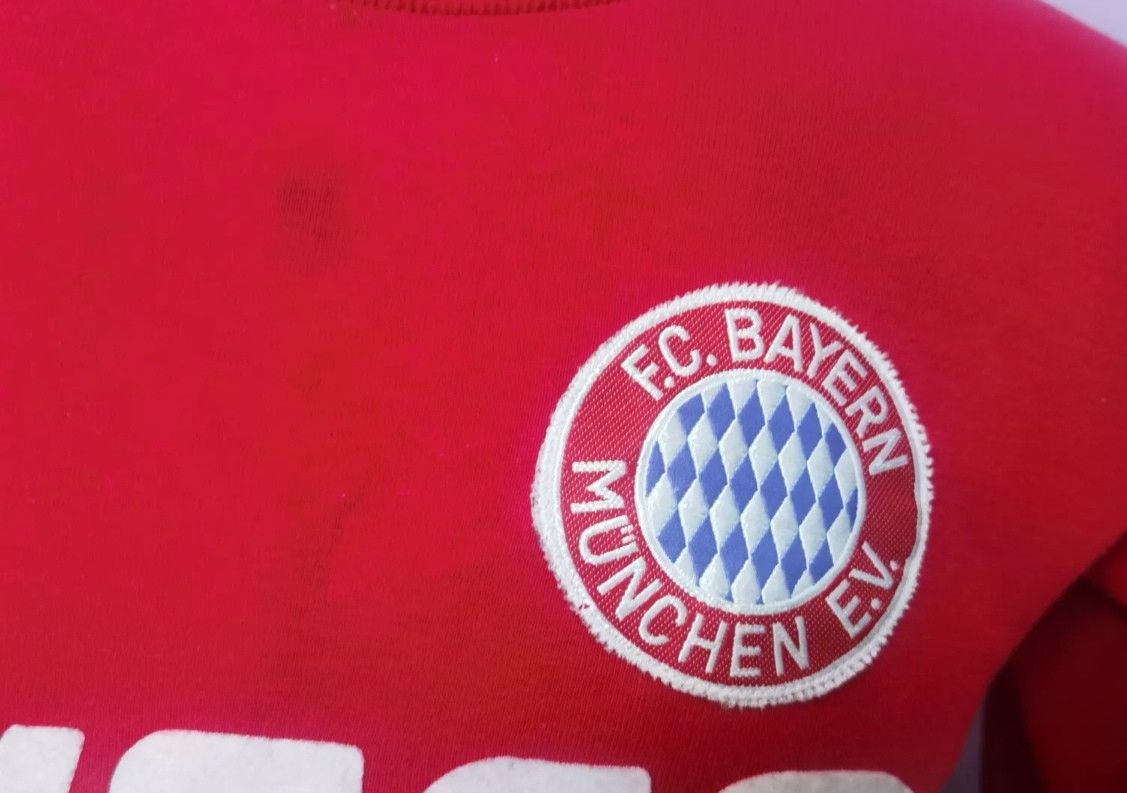 Erima Bayern Munich signed vintage shirt Size US S / EU 44-46 / 1 - 5 Thumbnail