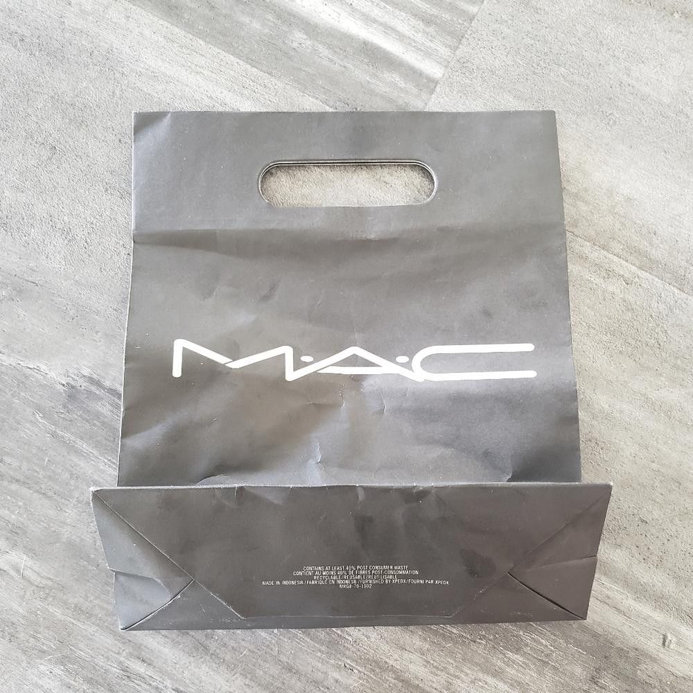Designer Black White MAC Small Cosmetic Bag Size ONE SIZE - 3 Thumbnail