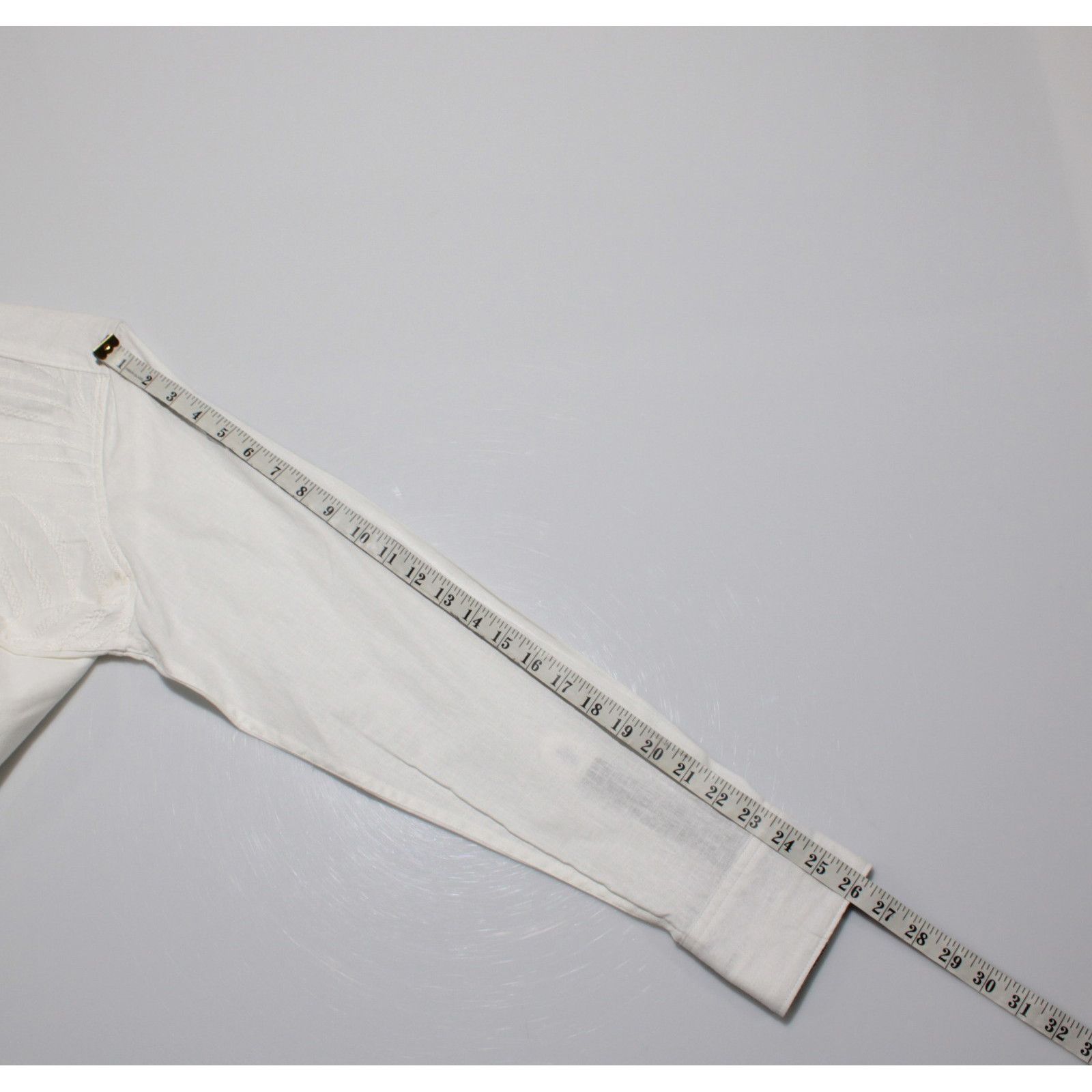 Robert Graham Robert Graham New with tags Shirt Size M US In White Size US M / EU 48-50 / 2 - 8 Thumbnail