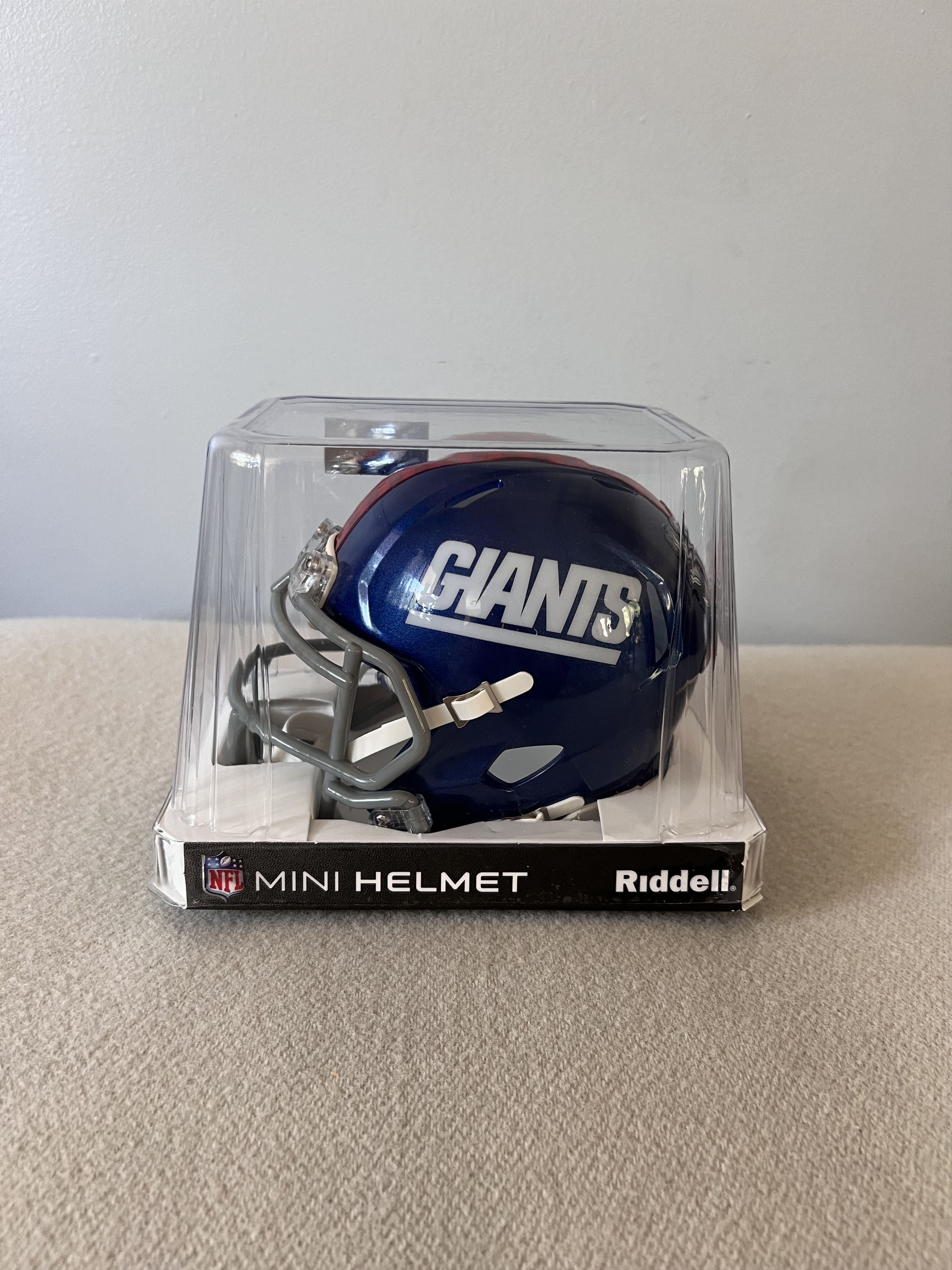Kith × NFL Kith Riddell New York Giants Mini Helmet Size ONE SIZE - 2 Thumbnail