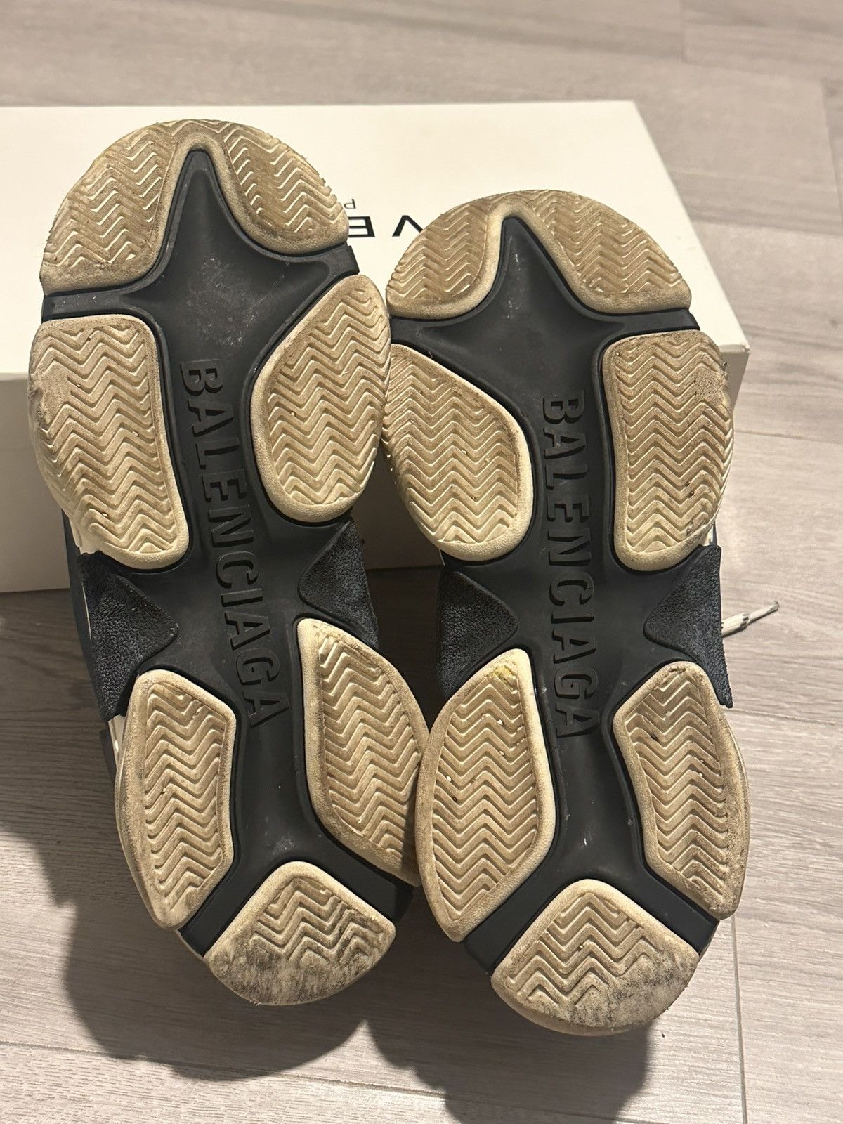 Balenciaga Balenciaga Triple S Size US 8 / EU 41 - 7 Thumbnail