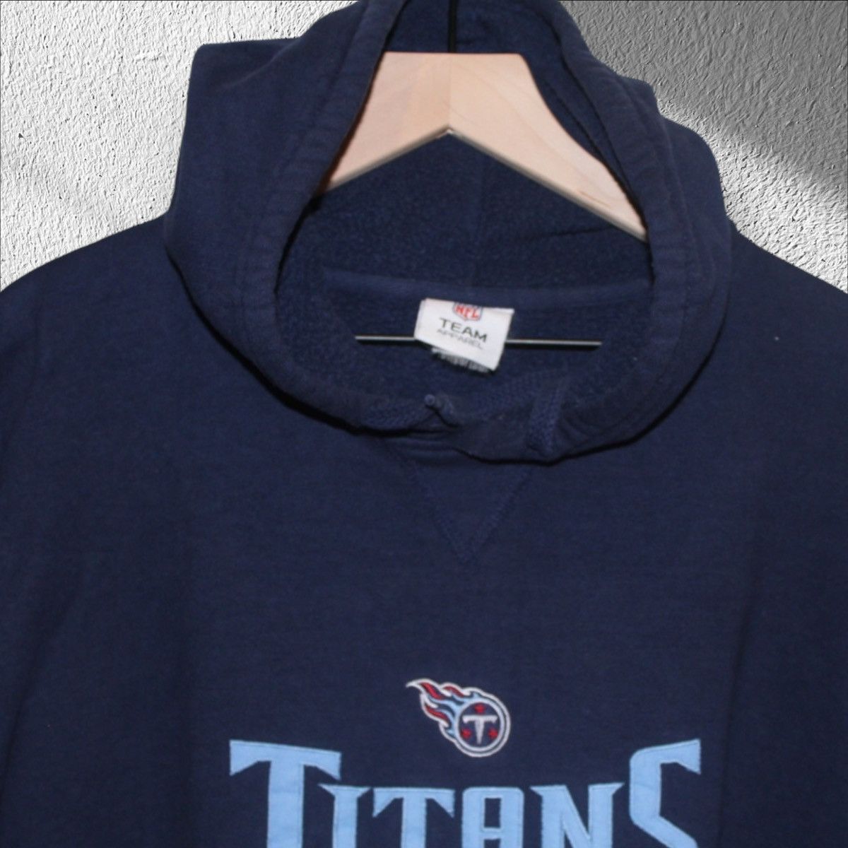 Vintage Vintage Tennessee Titans Embroidered NFL Hoodie 2XL Size US XXL / EU 58 / 5 - 3 Thumbnail
