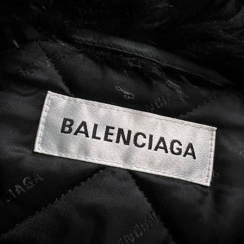 Balenciaga Balenciaga size 34 Fur cotton overcoat Size XS / US 0-2 / IT 36-38 - 2 Thumbnail