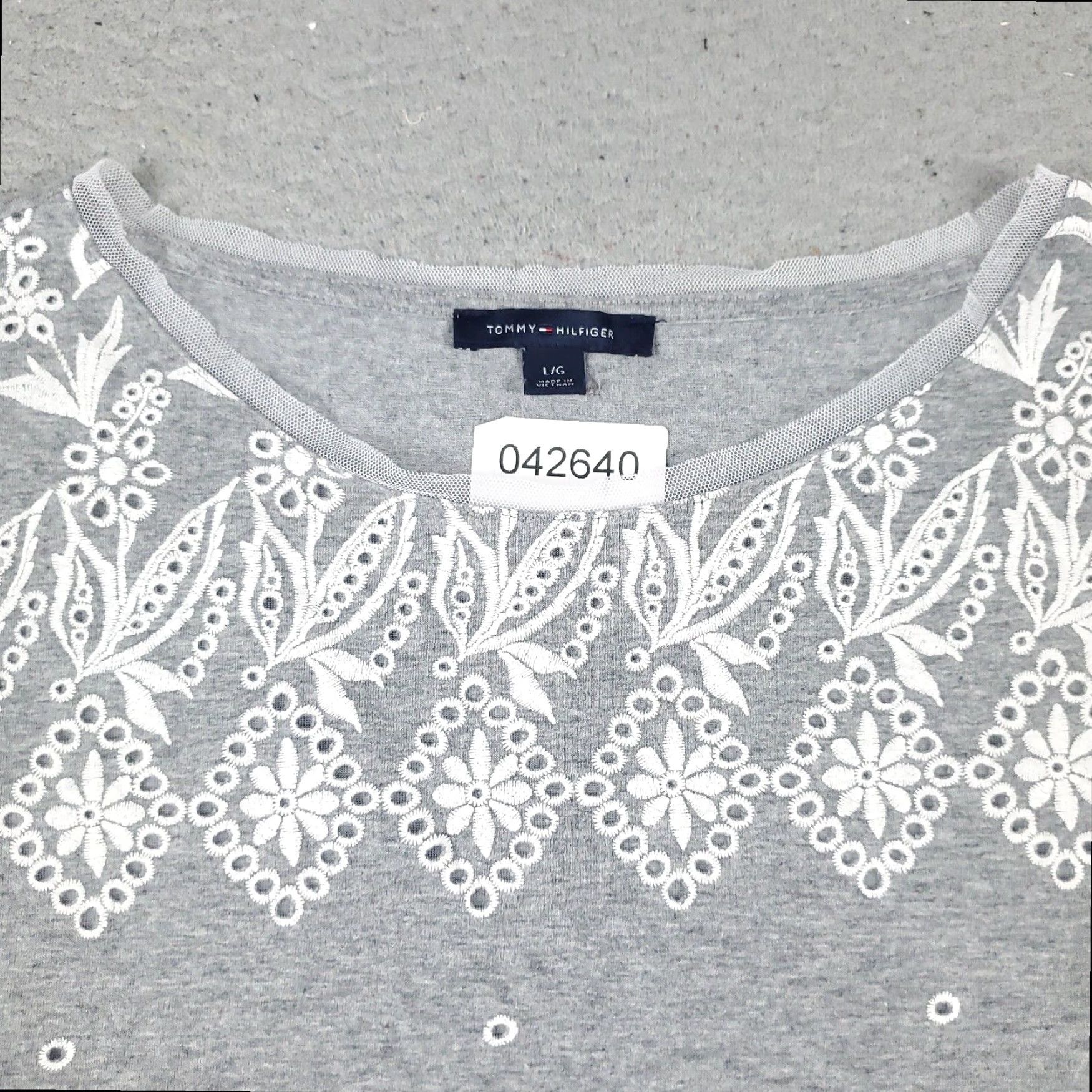 Tommy Hilfiger Tommy Hilfiger Sweater Pullover Sleeveless Crew Neck Women's Gray Large Size L / US 10 / IT 46 - 2 Thumbnail