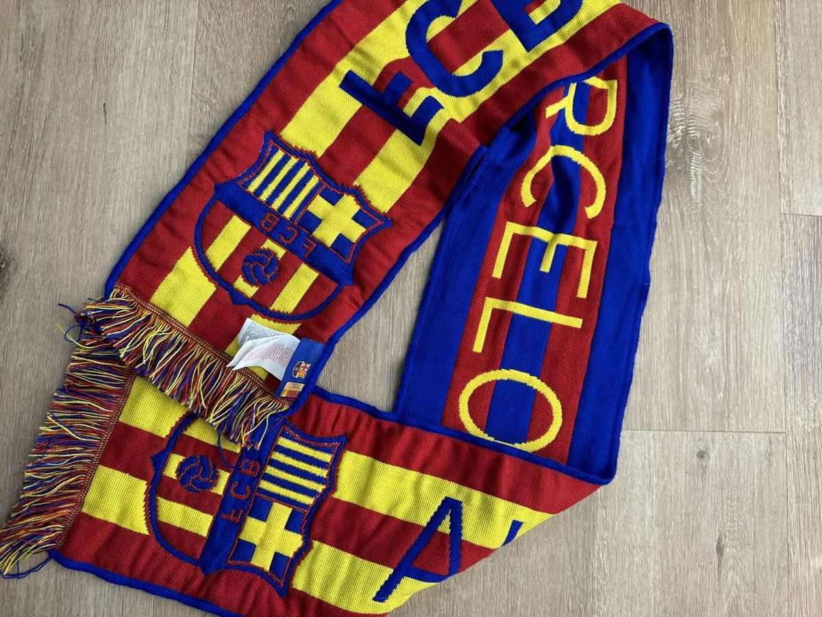 Custo Barcelona OFFICIAL FC BARCELONA TASSELED SUPPORTER SCARF RED/BLUE Size ONE SIZE - 6 Thumbnail