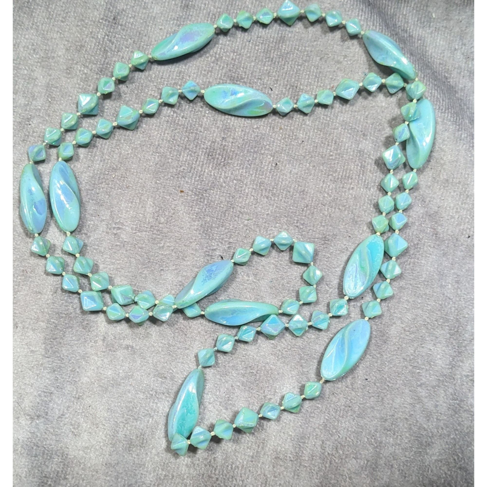 Other Mermaidcore Pearlescent Blue AB Beaded Necklace Size ONE SIZE - 4 Thumbnail