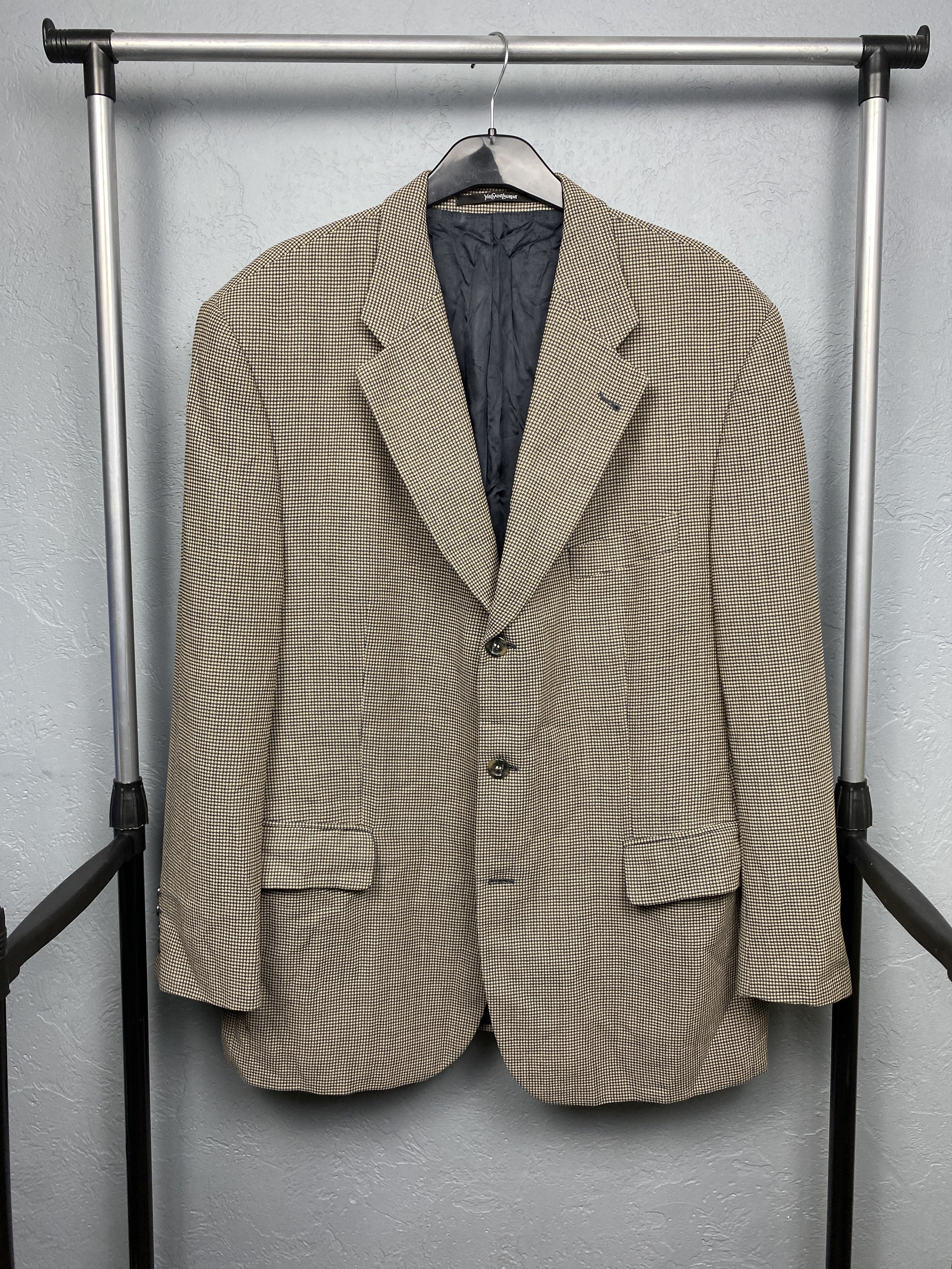 Yves Saint Laurent Yves Saint Laurent YSL Mens 3 Buttons Blazer Jacket Size US XL / EU 56 / 4 - 1 Thumbnail